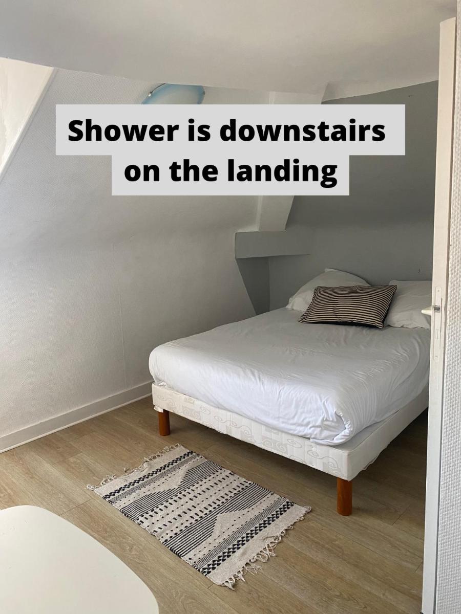 Double Room with Private External Shower photo 1