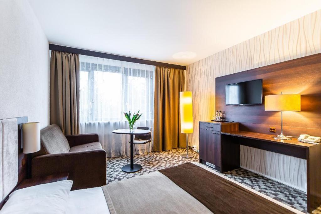 Double Room - Photo 9