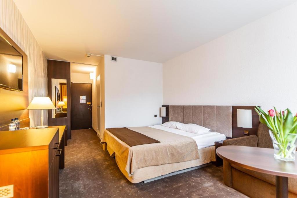 Double Room - Photo 2