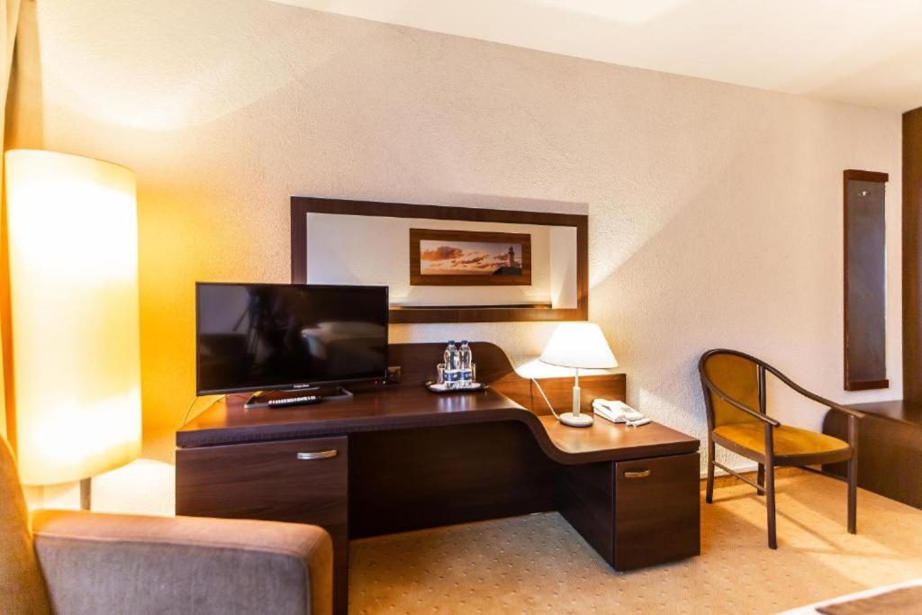 Double Room - Photo 7