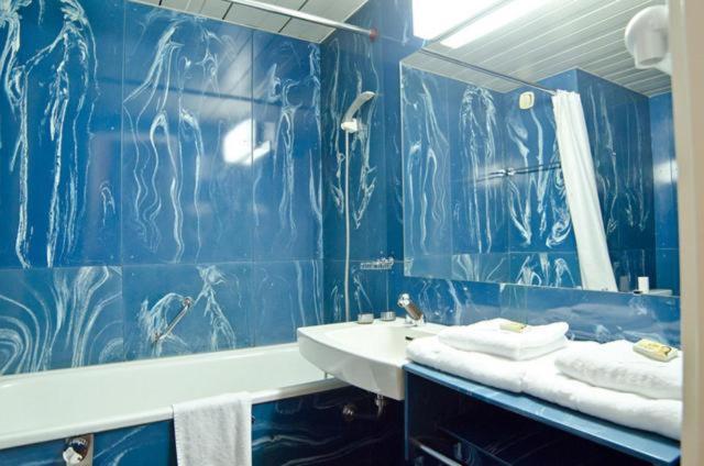 Double Room - Photo 8