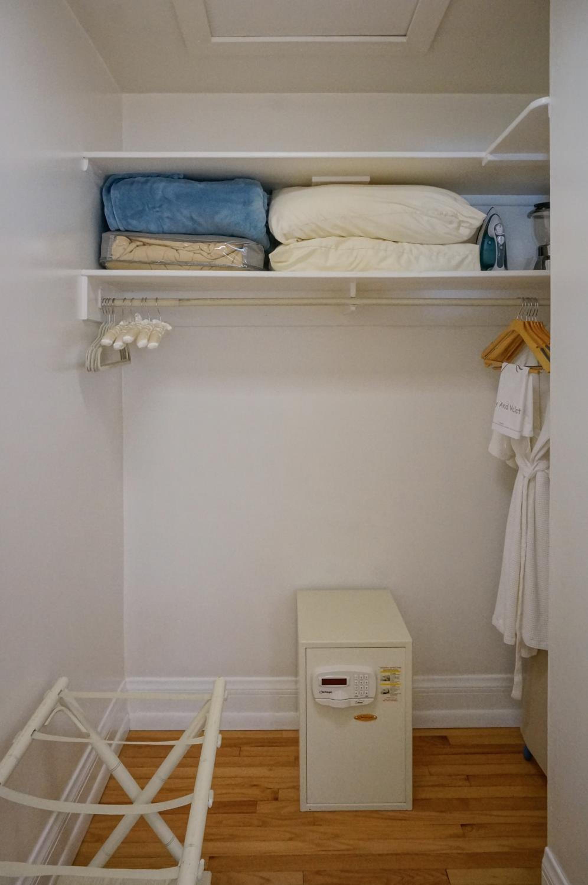 Deluxe King Studio with Kitchen - 116A - Photo 6