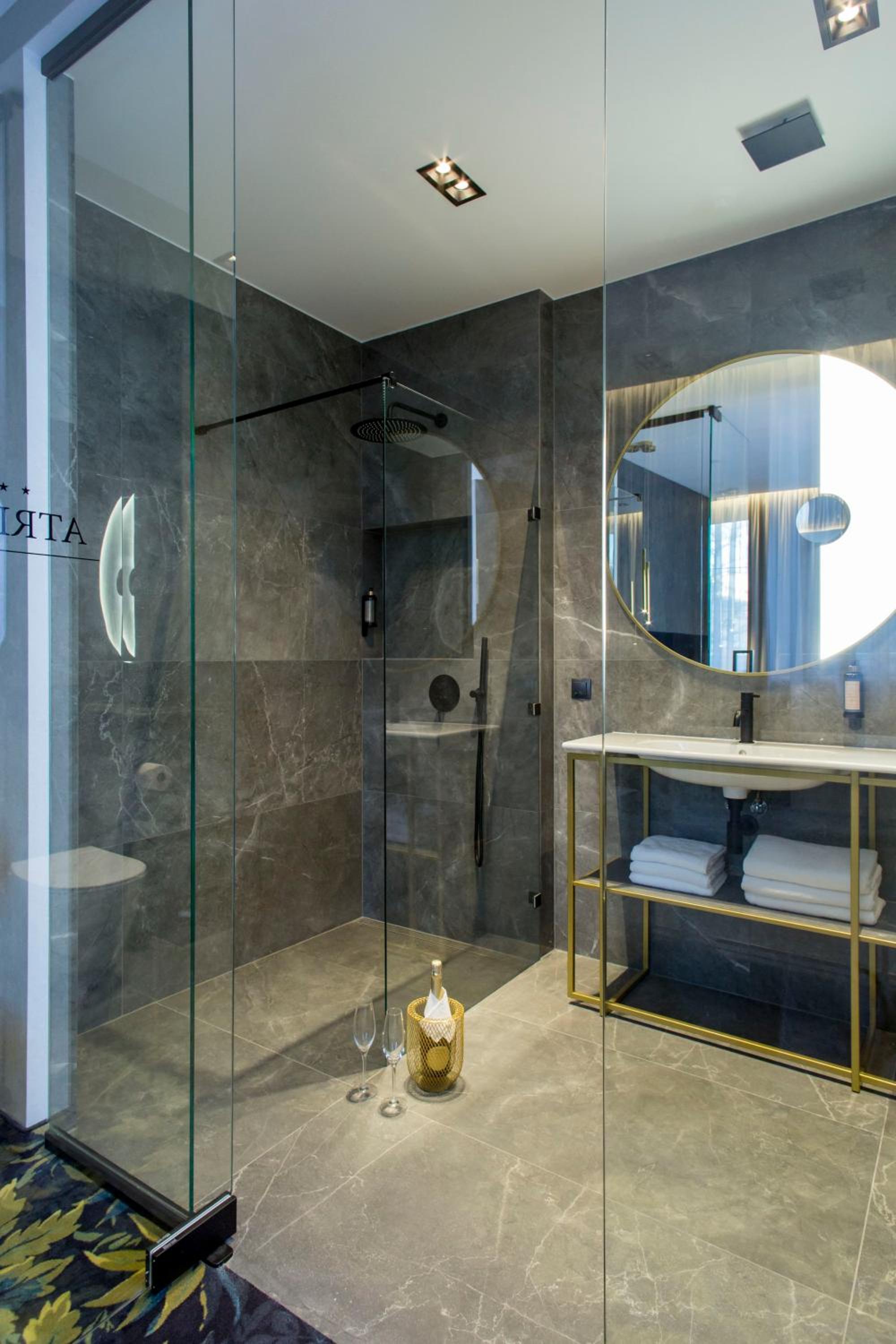 Deluxe Triple Room - Photo 3