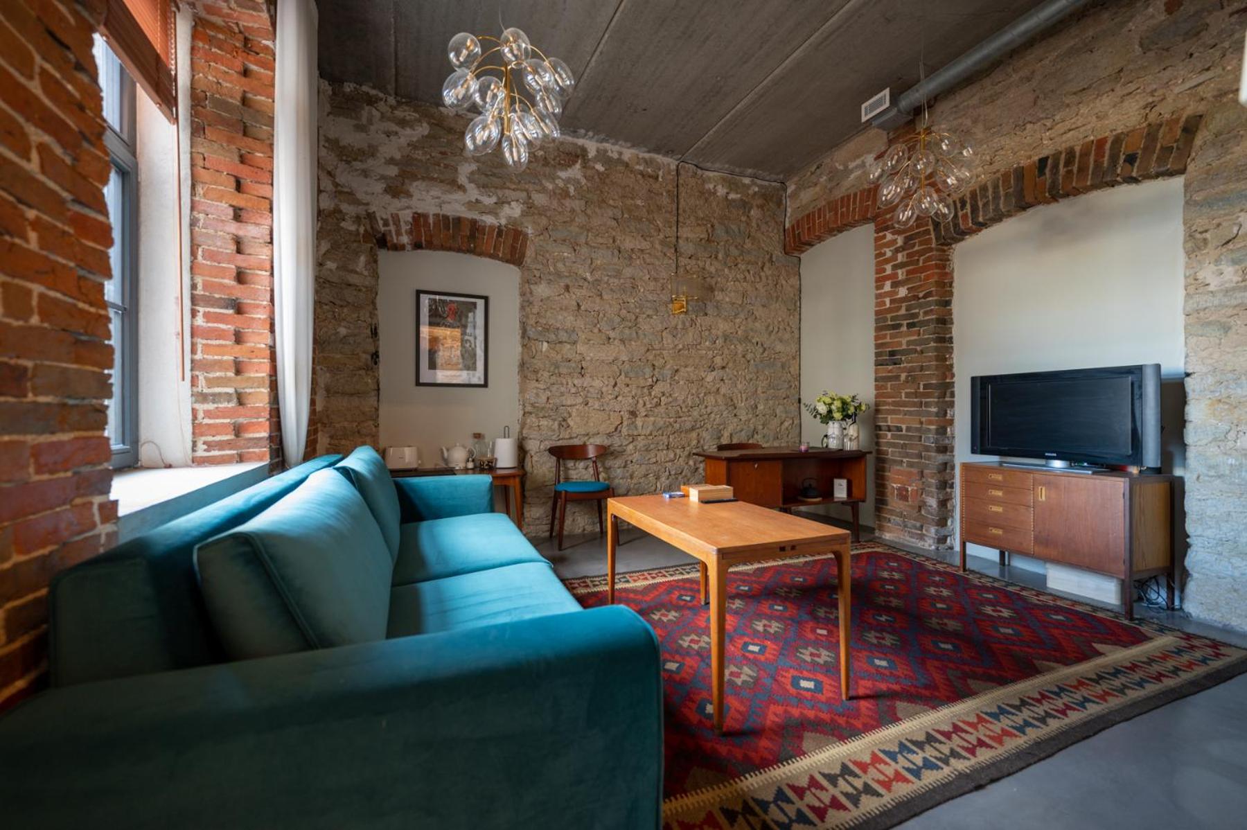 Studio Apartment photo 3