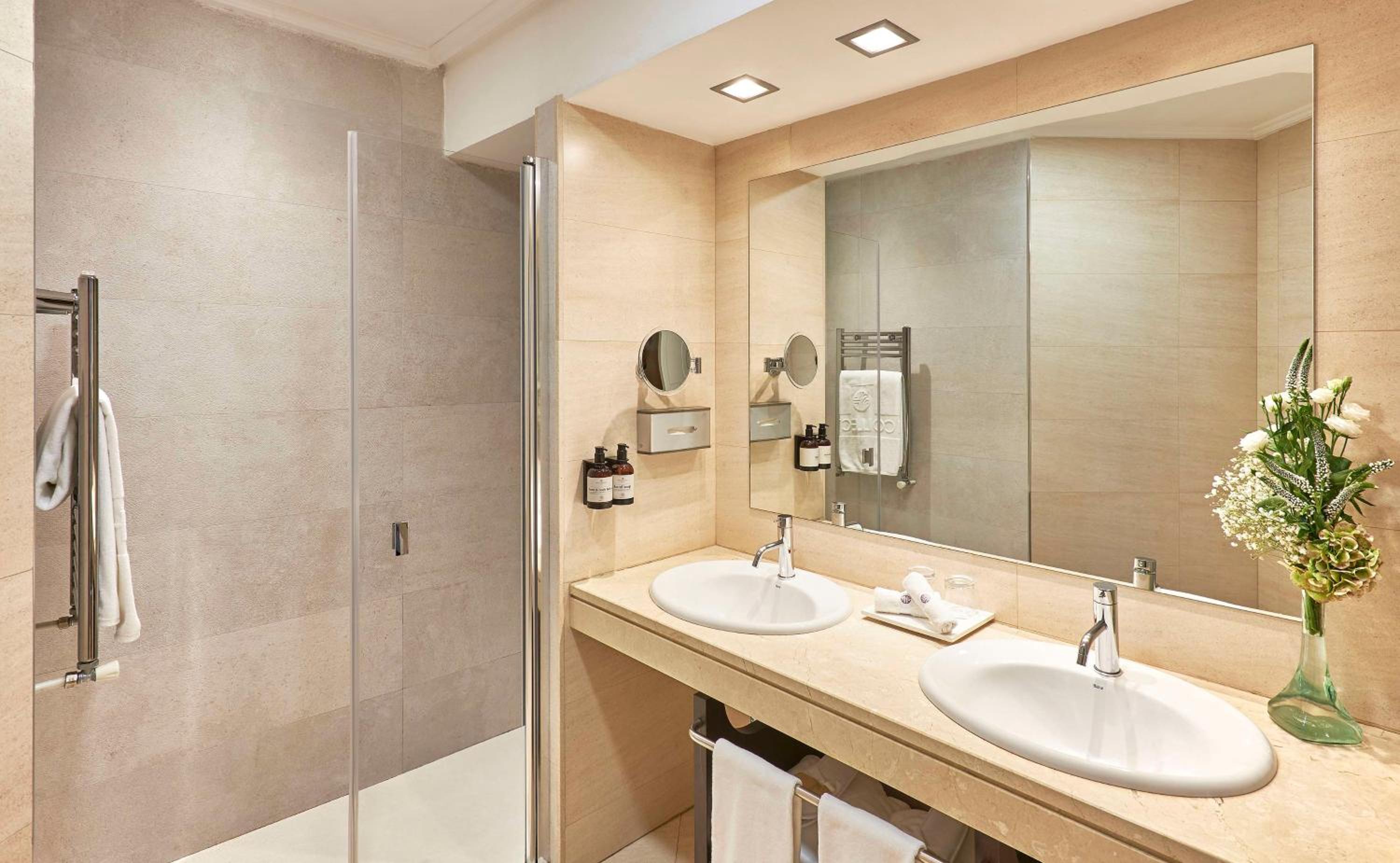 Junior Suite - Photo 8