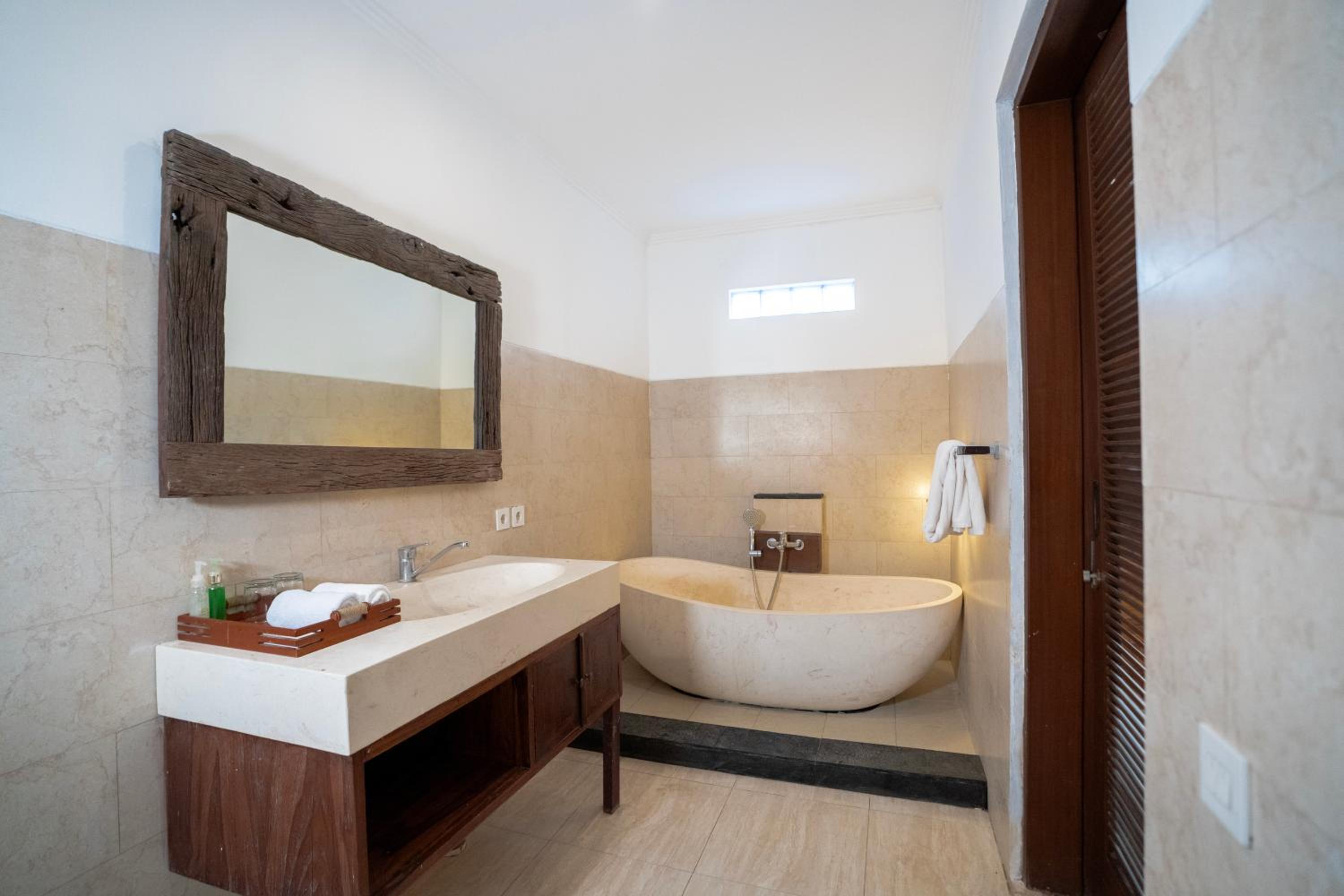 Three-Bedroom Villa with Private Pool - Photo 16