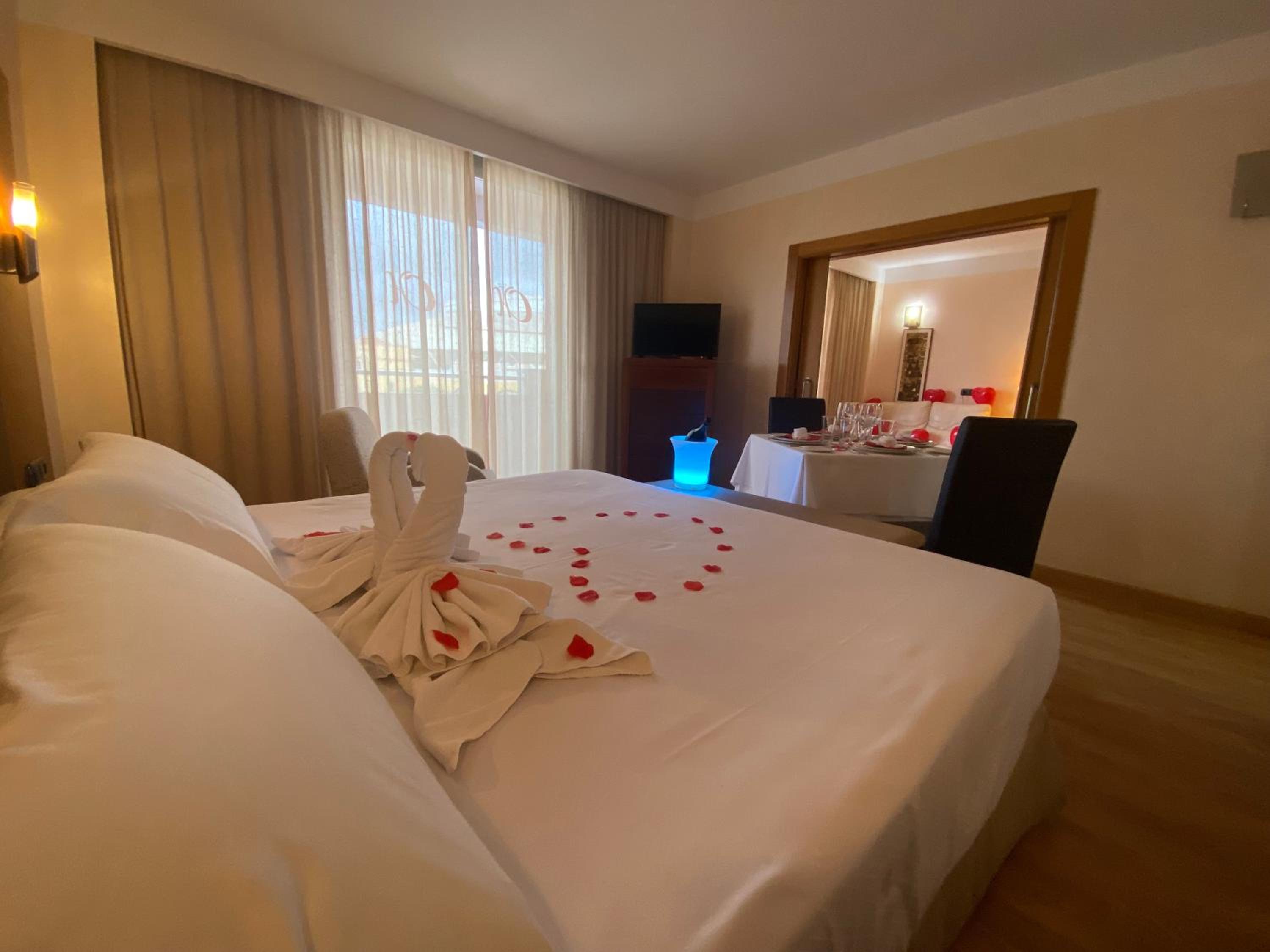 Junior Suite - Photo 1