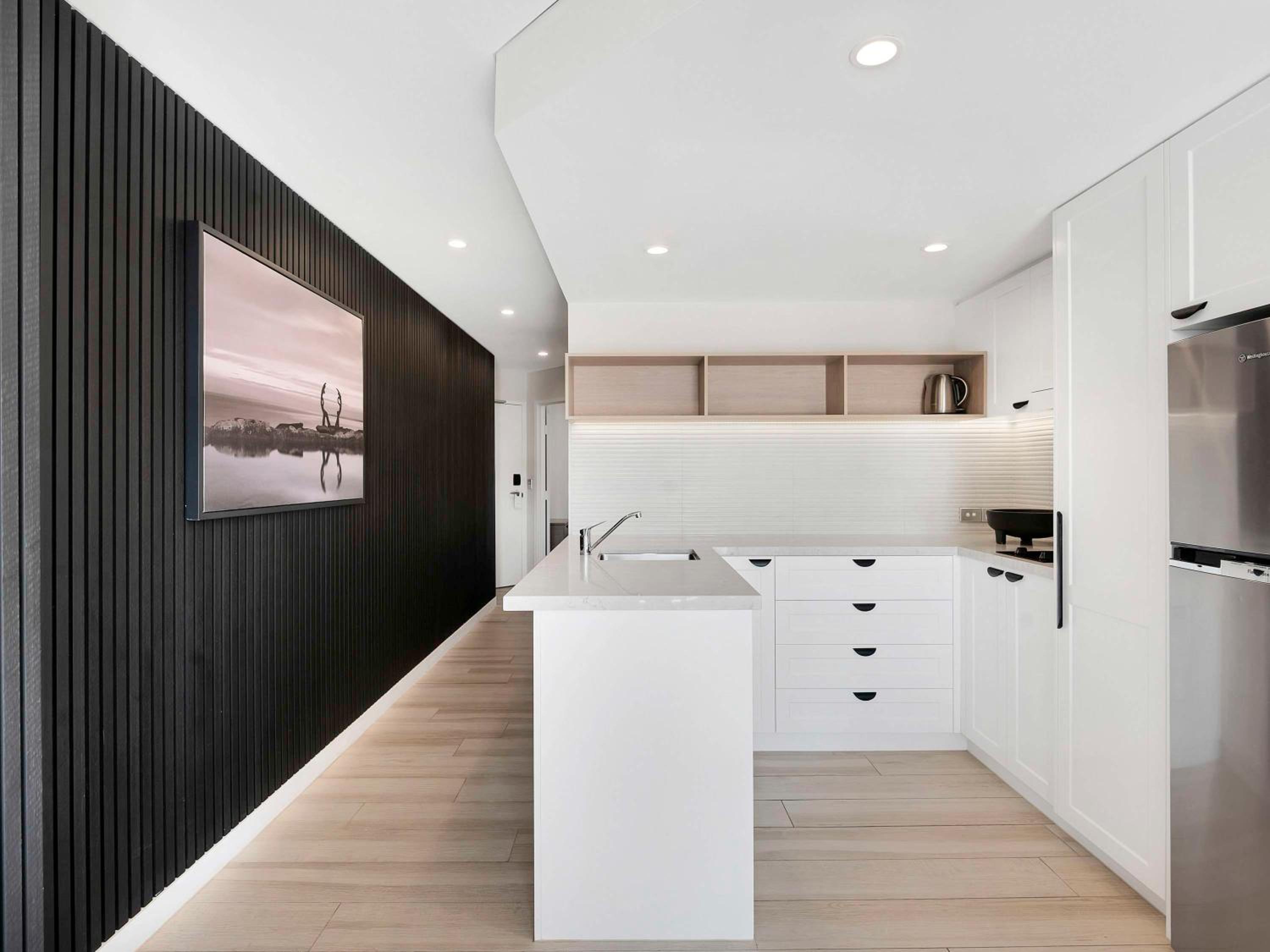 One-Bedroom Apartment with Ocean View