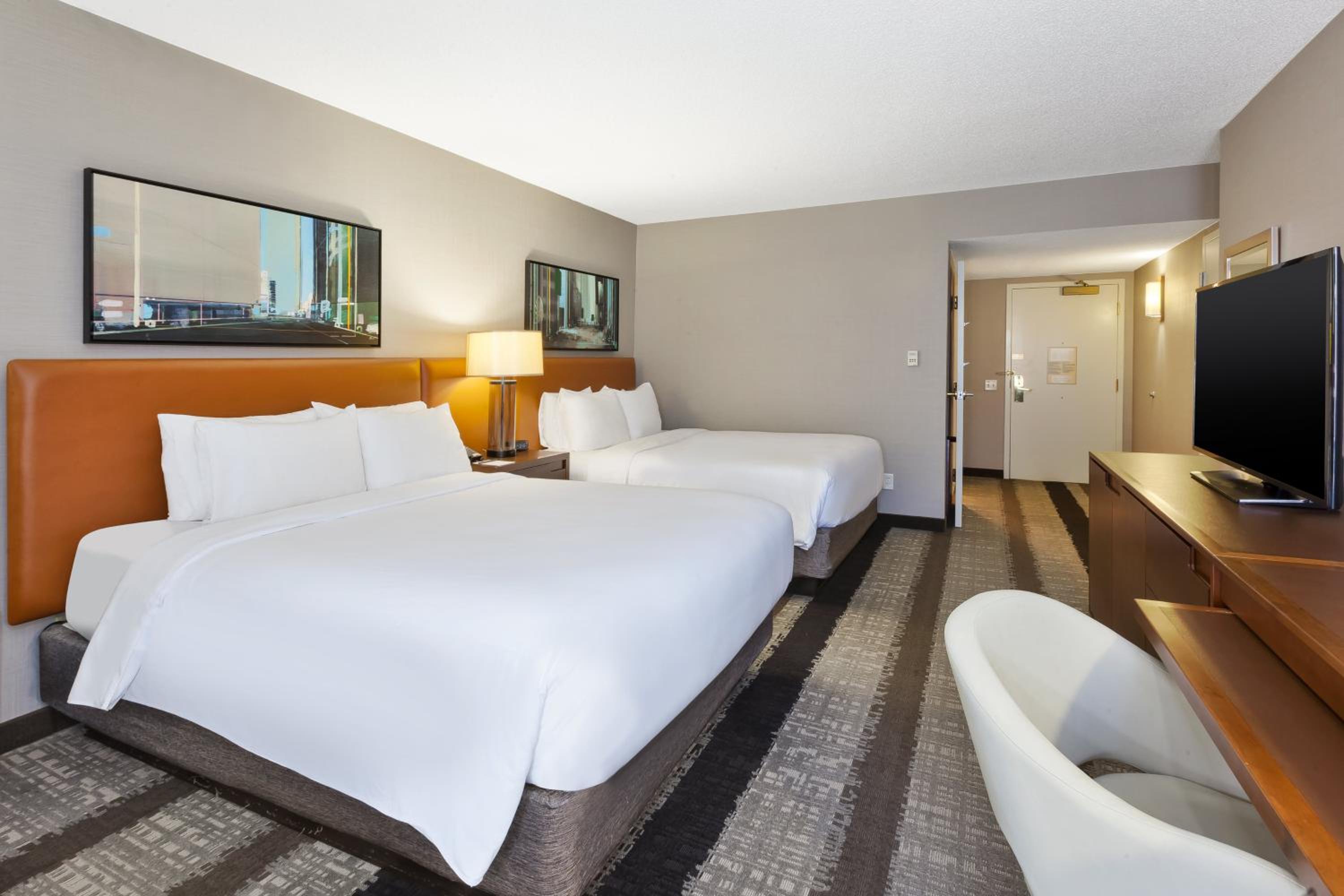 Standard Queen Room with Two Queen Beds - Communications Accessible