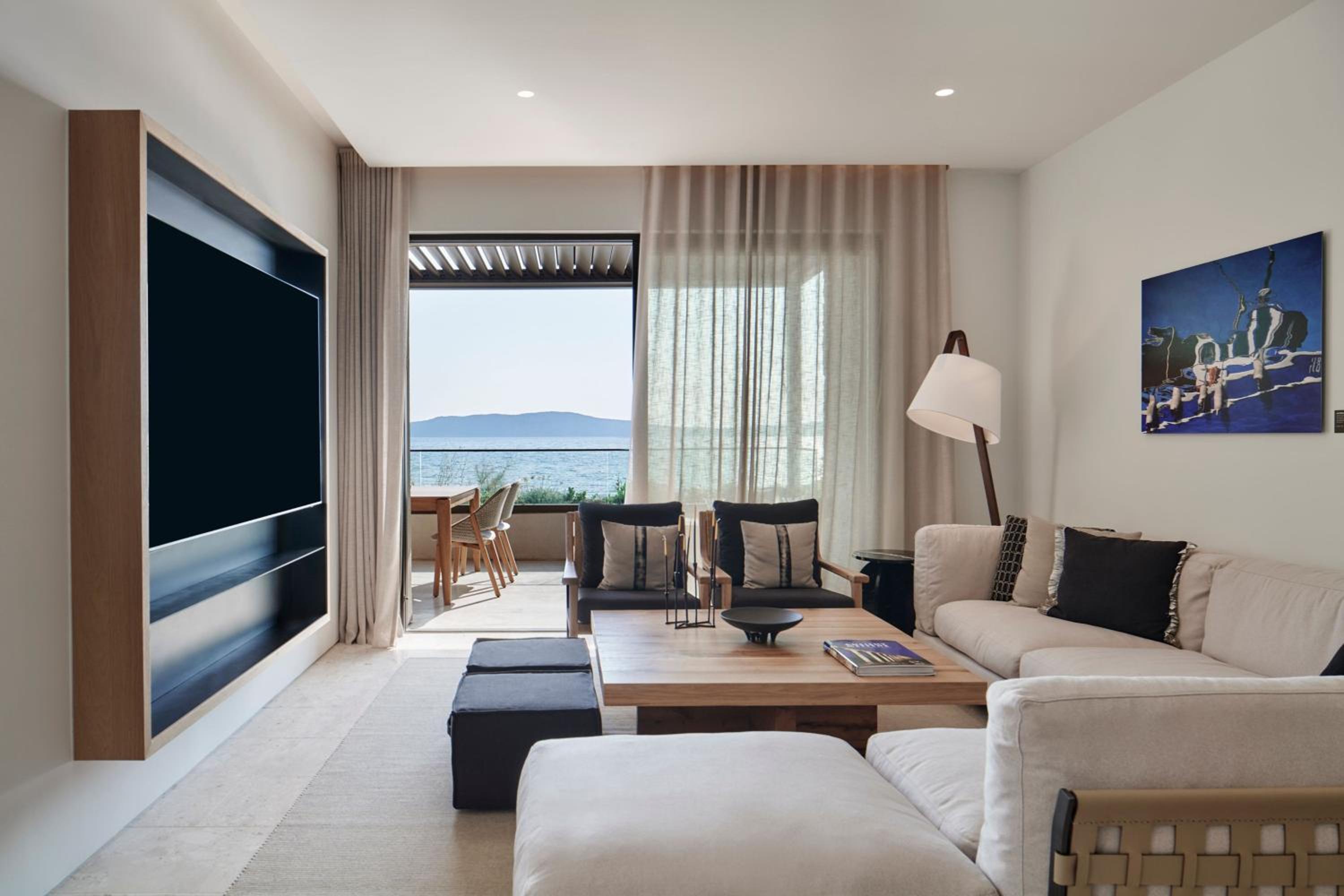 Escape Agora Bayfront Infinity, 1 Bedroom Suite, 1 King, Sea View - Photo 1