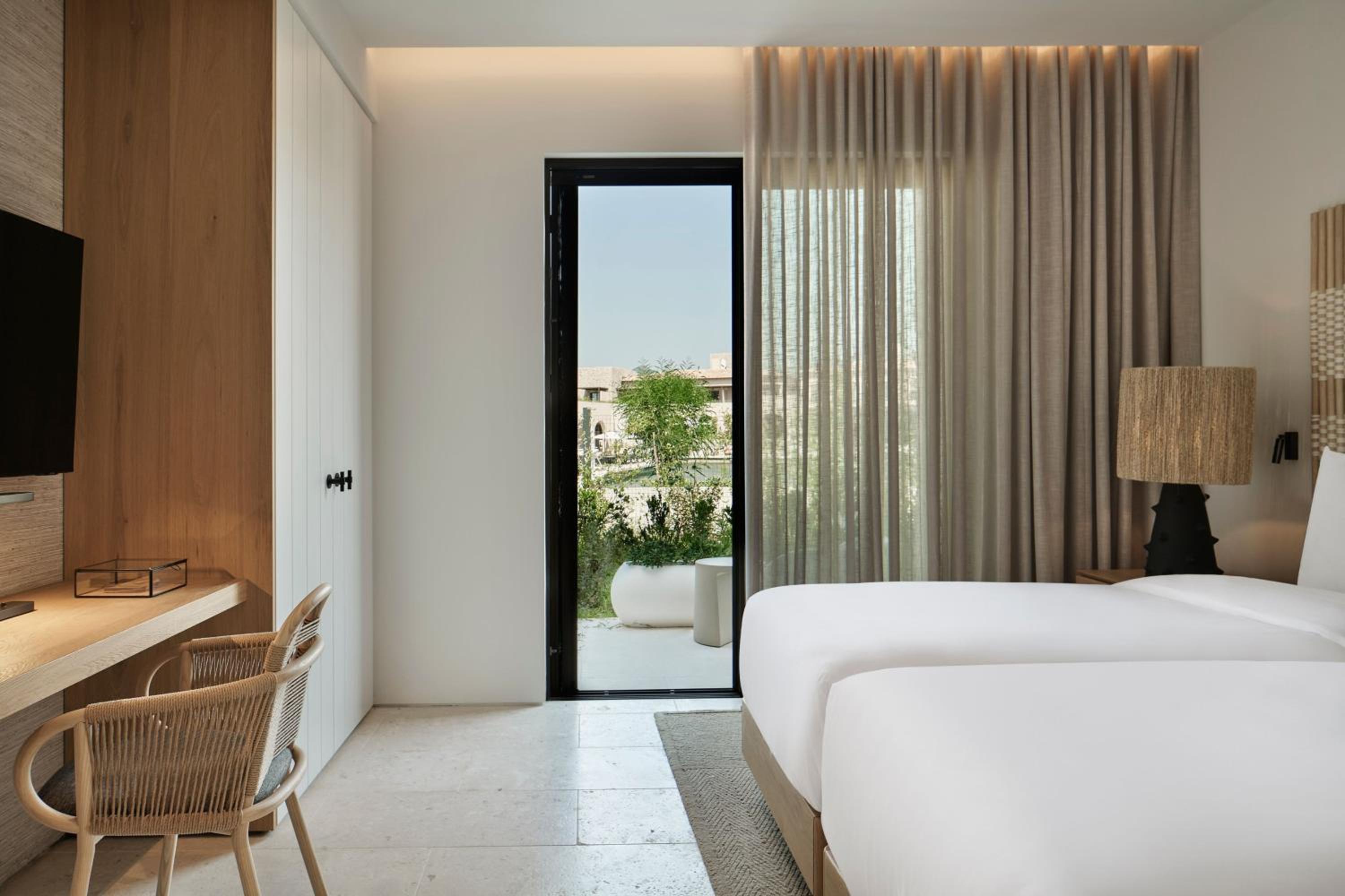 Escape Agora Bayfront Infinity, 1 Bedroom Suite, 1 King, Sea View - Photo 7