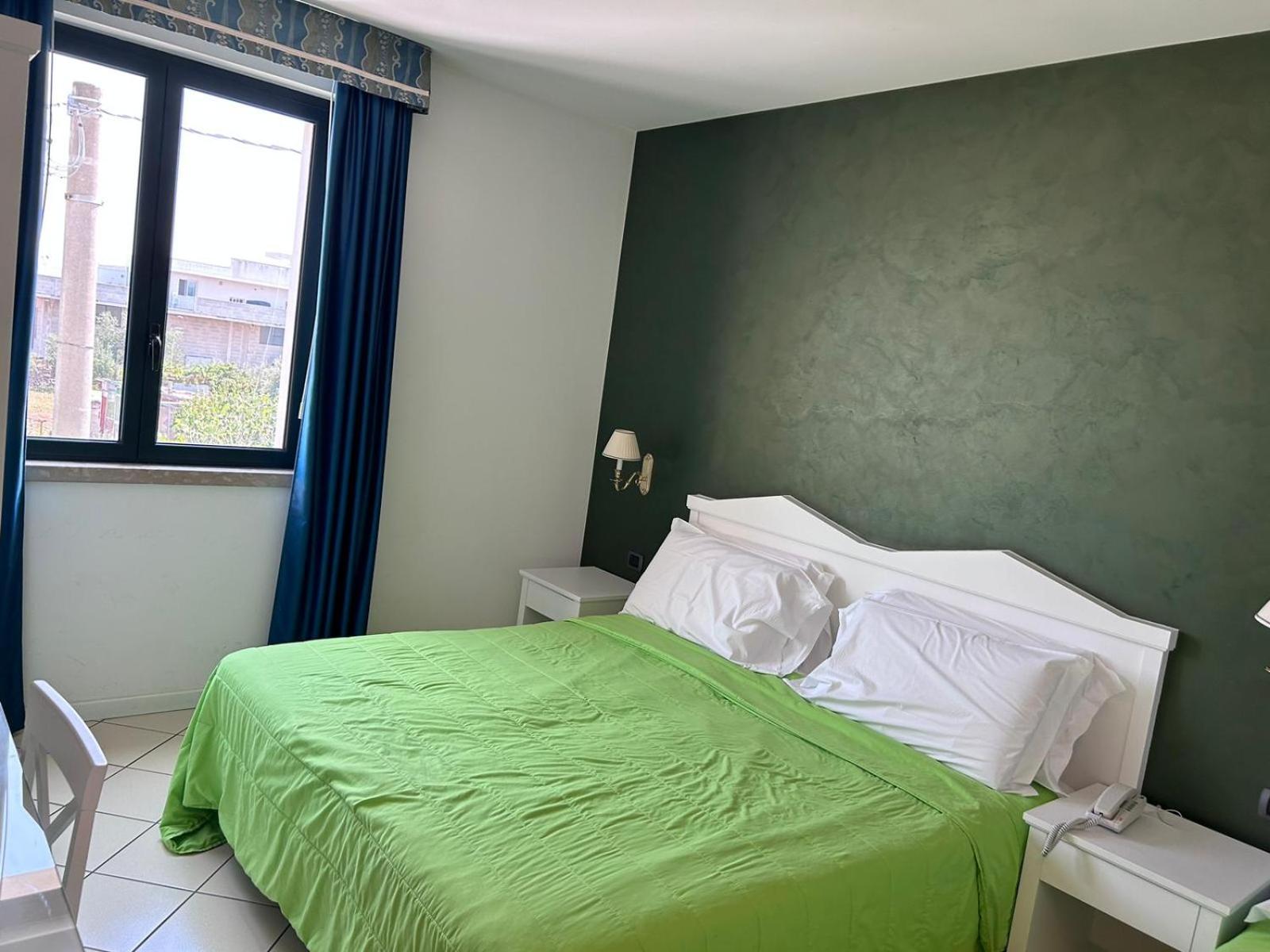 Triple Room - Photo 1