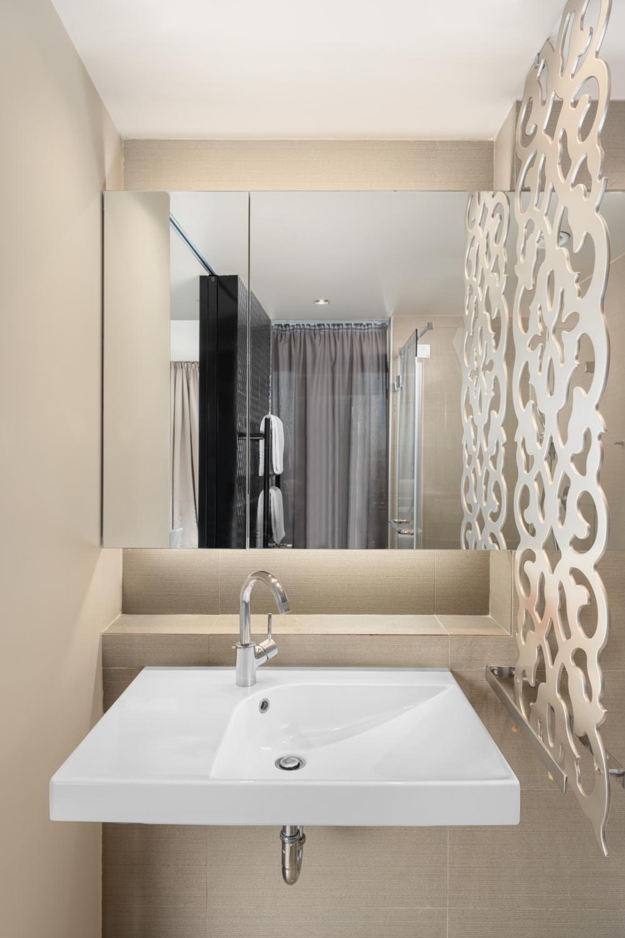 Superior Double Room - Photo 2