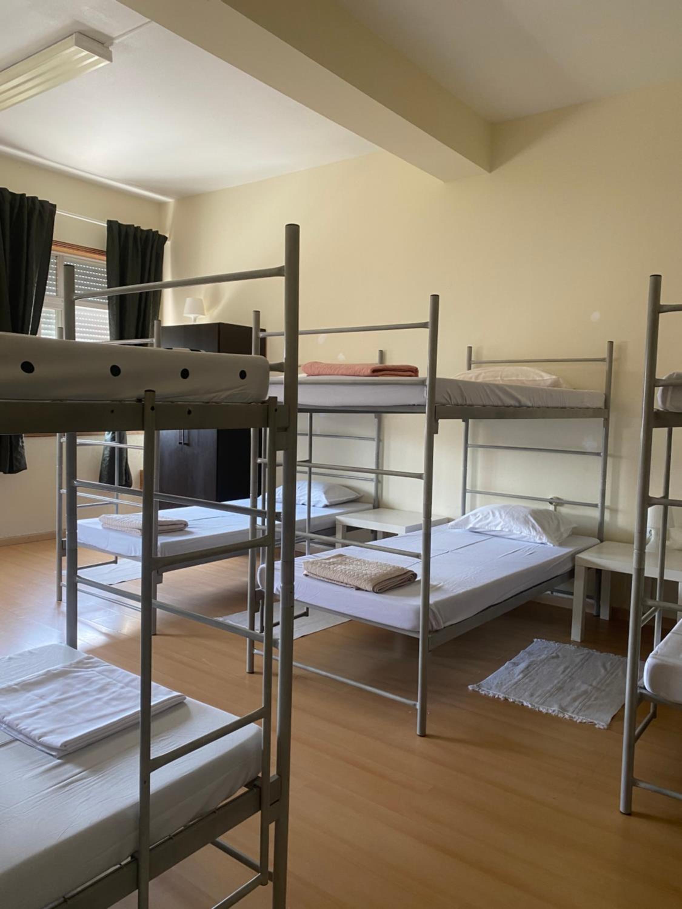 Quadruple Room - Photo 5