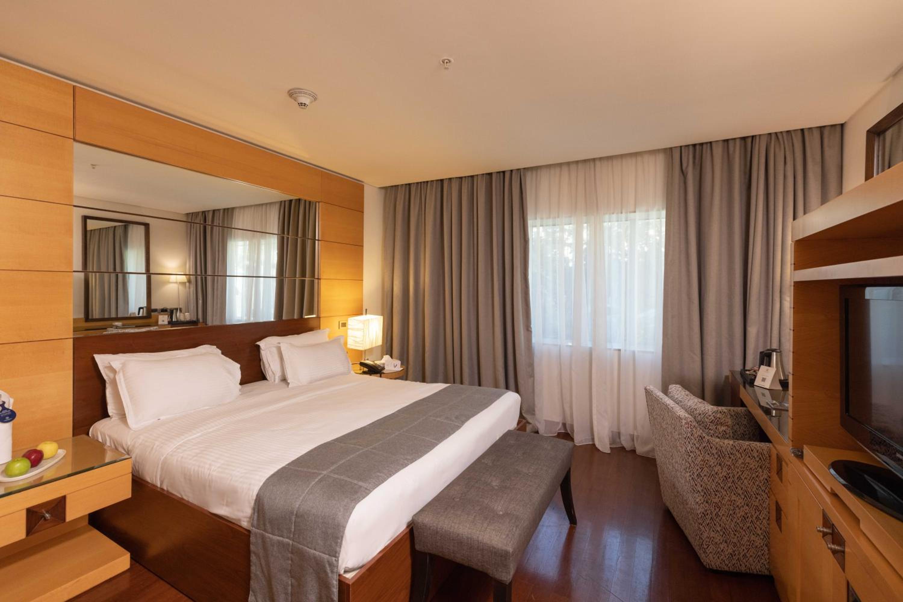 Standard Double Room - Photo 5