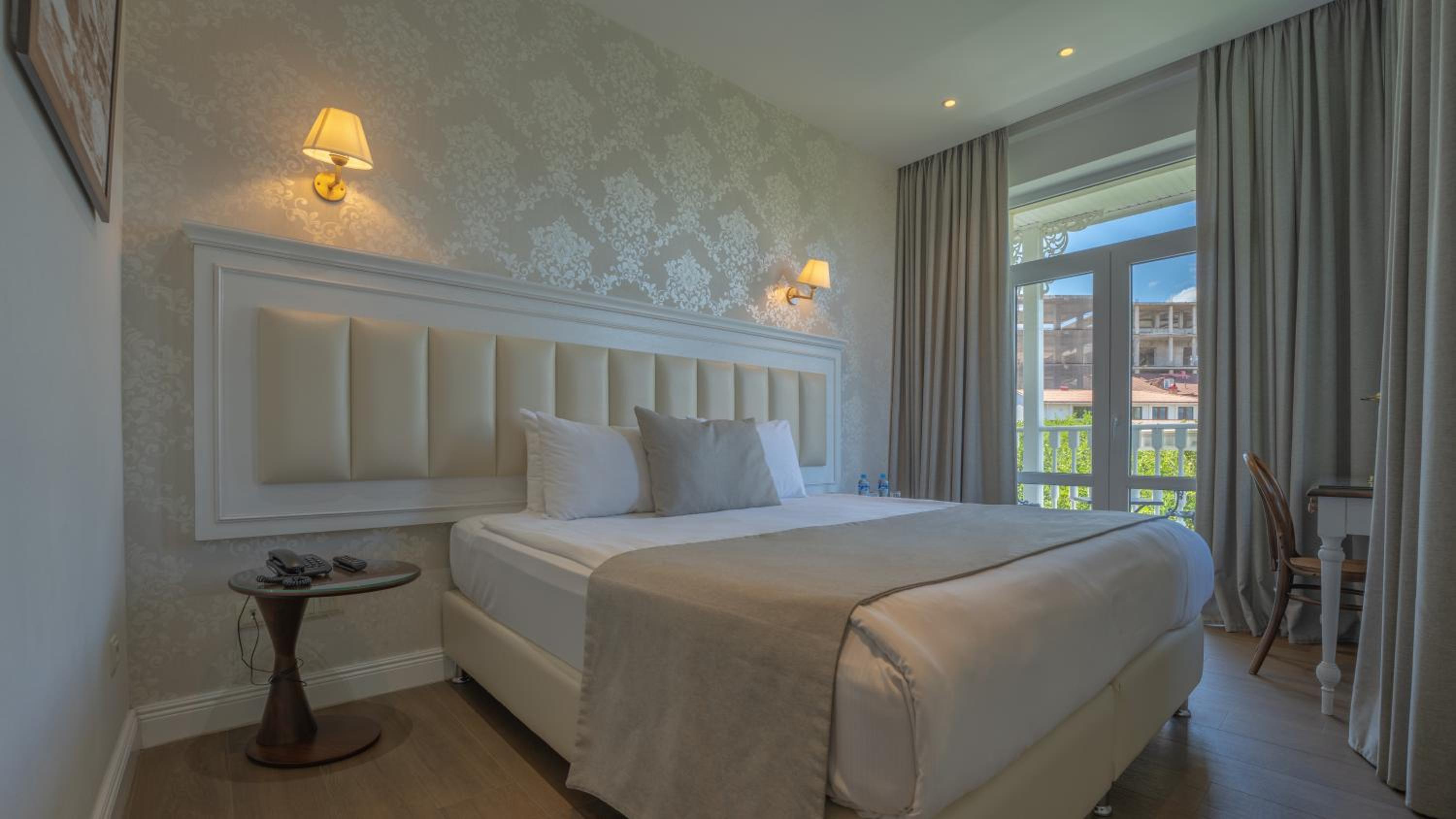 Superior Double or Twin Room - Photo 3