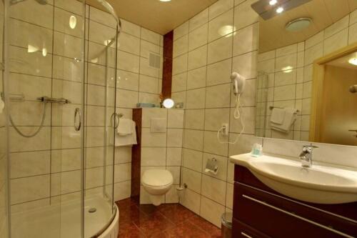 Family Room (Two double rooms next to each other)  photo 3