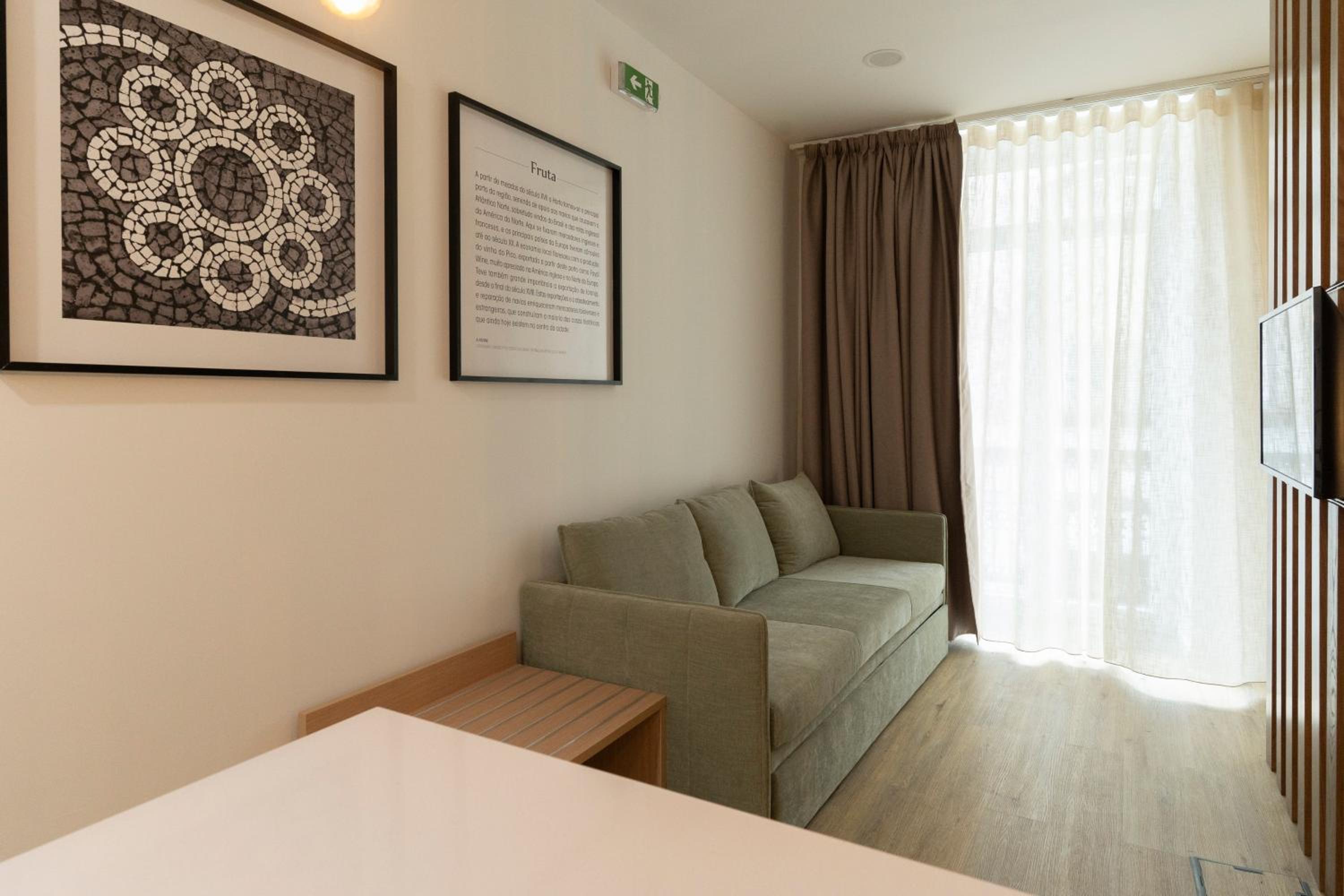 Apartment photo 3