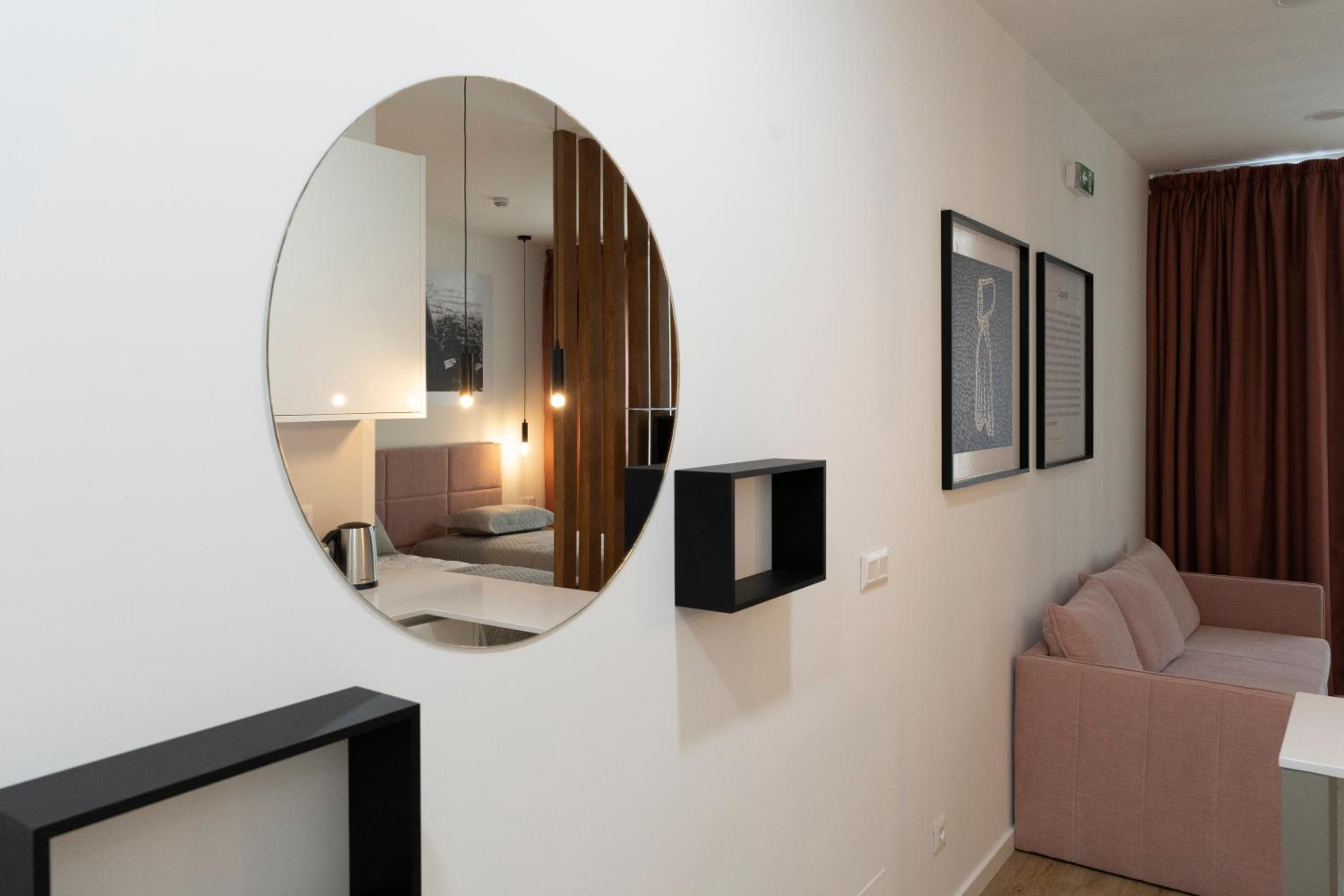 Apartment photo 2
