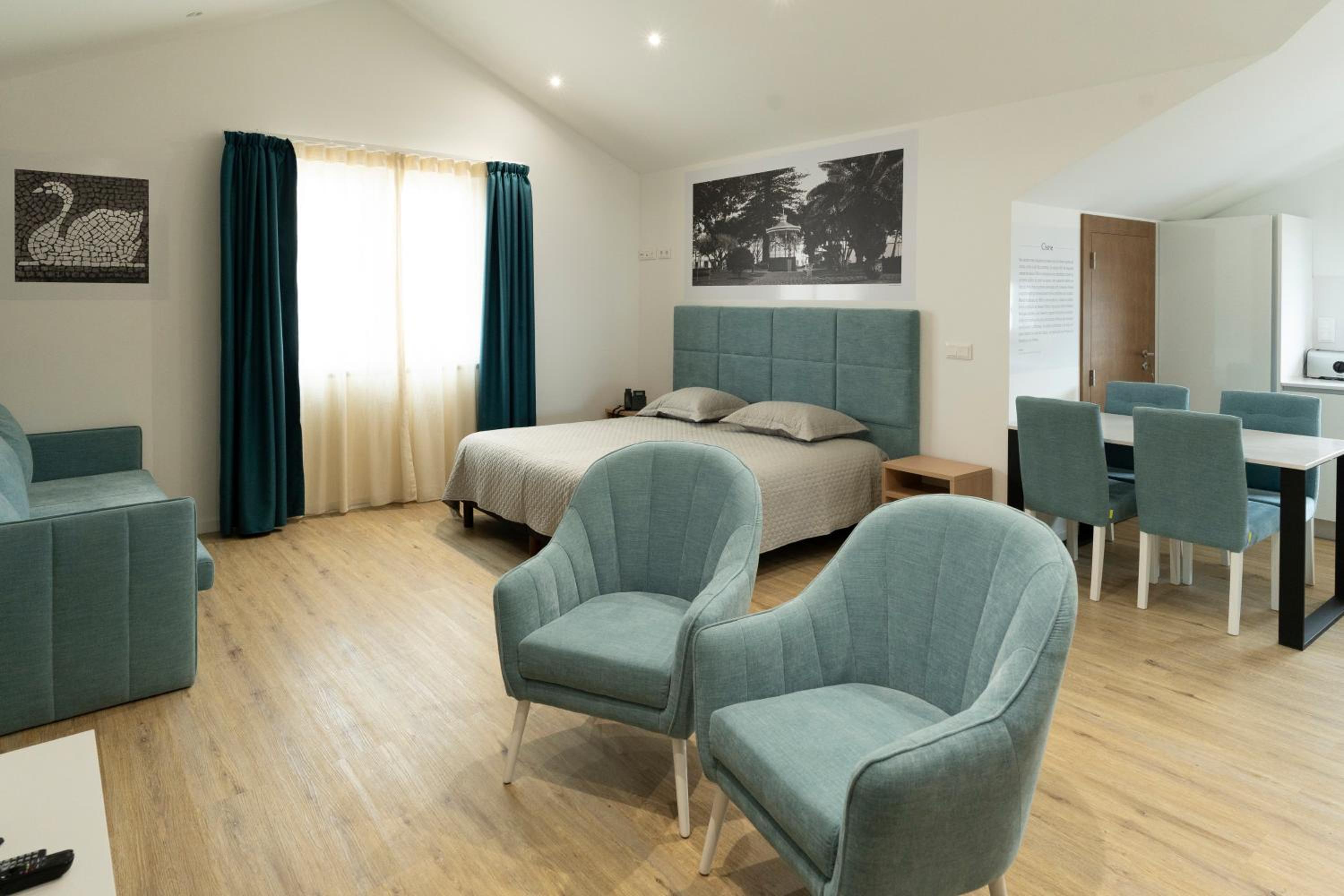 Suite photo 1