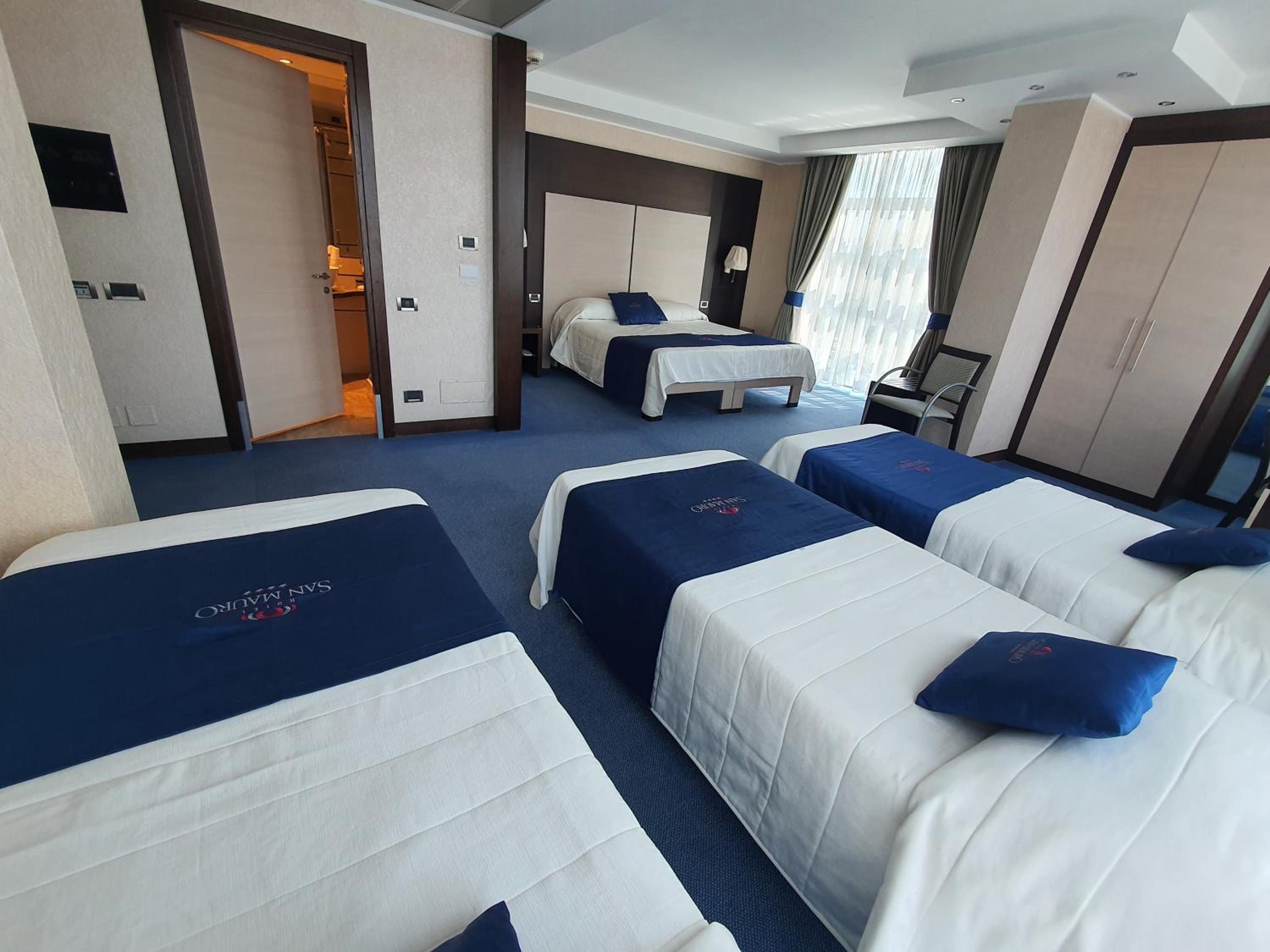 Deluxe Double Room - Photo 2