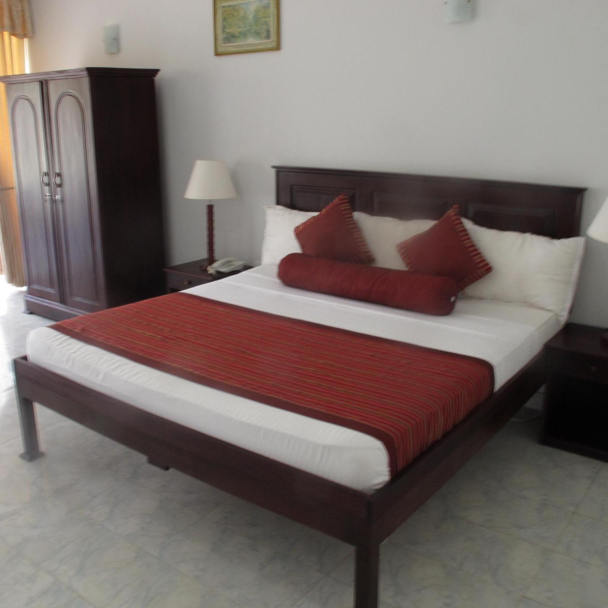 Deluxe Triple Room with Sea View photo 3