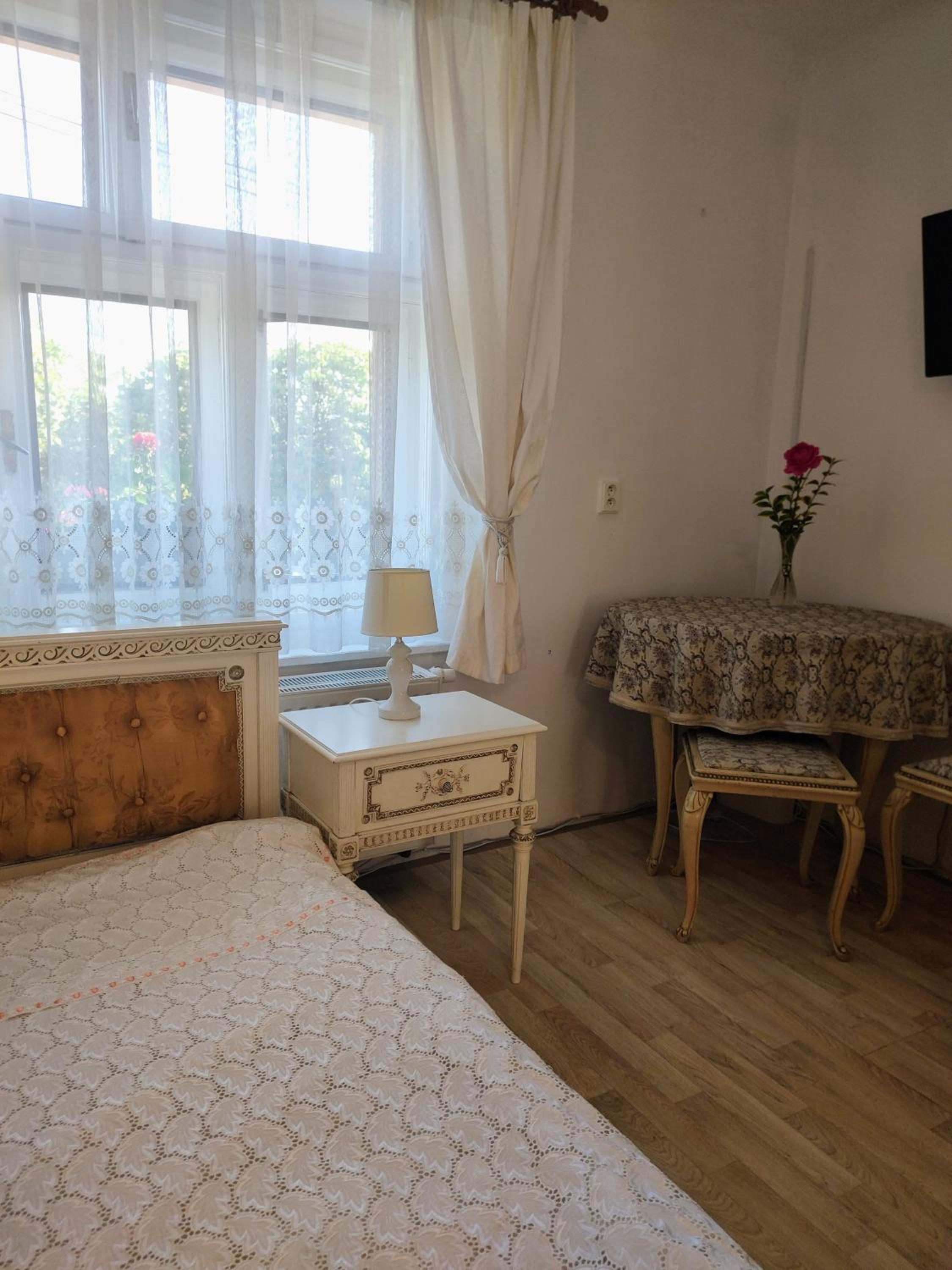 Double Room - Photo 30