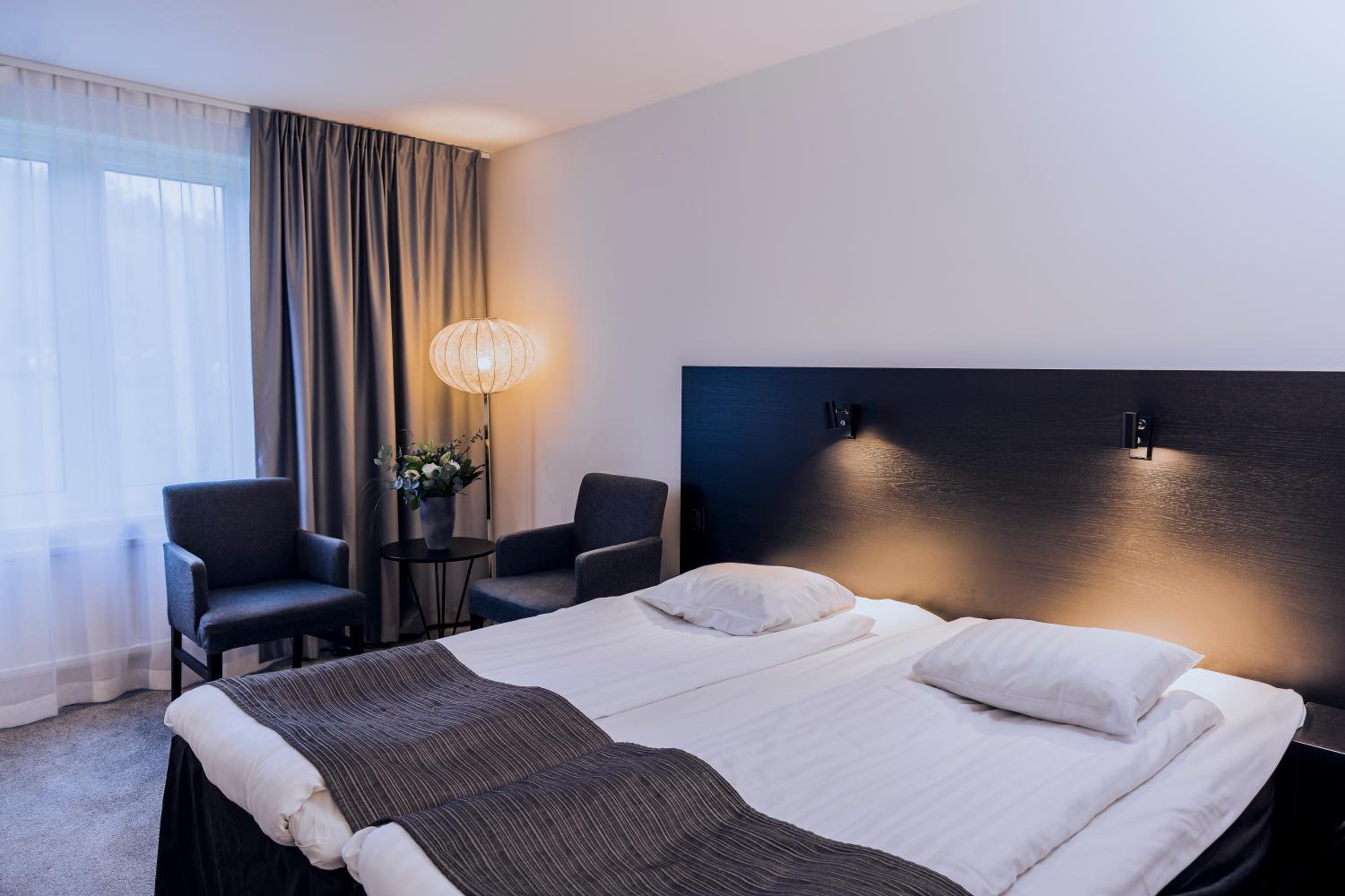 Double or Twin Room with Extra Bed