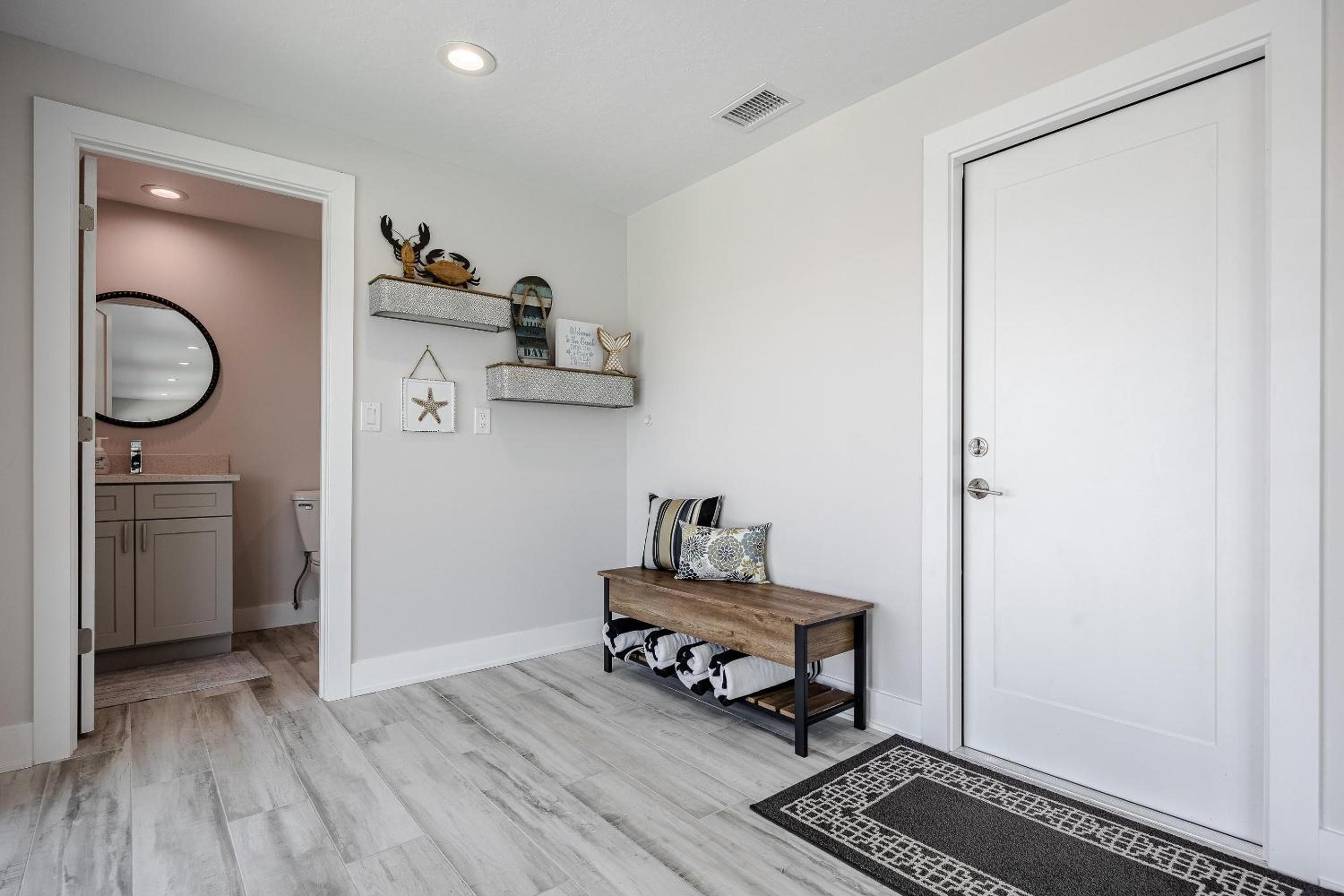 Apartment photo 2