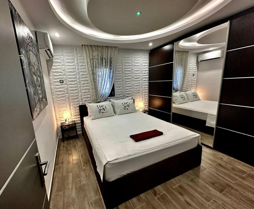 One-Bedroom Villa