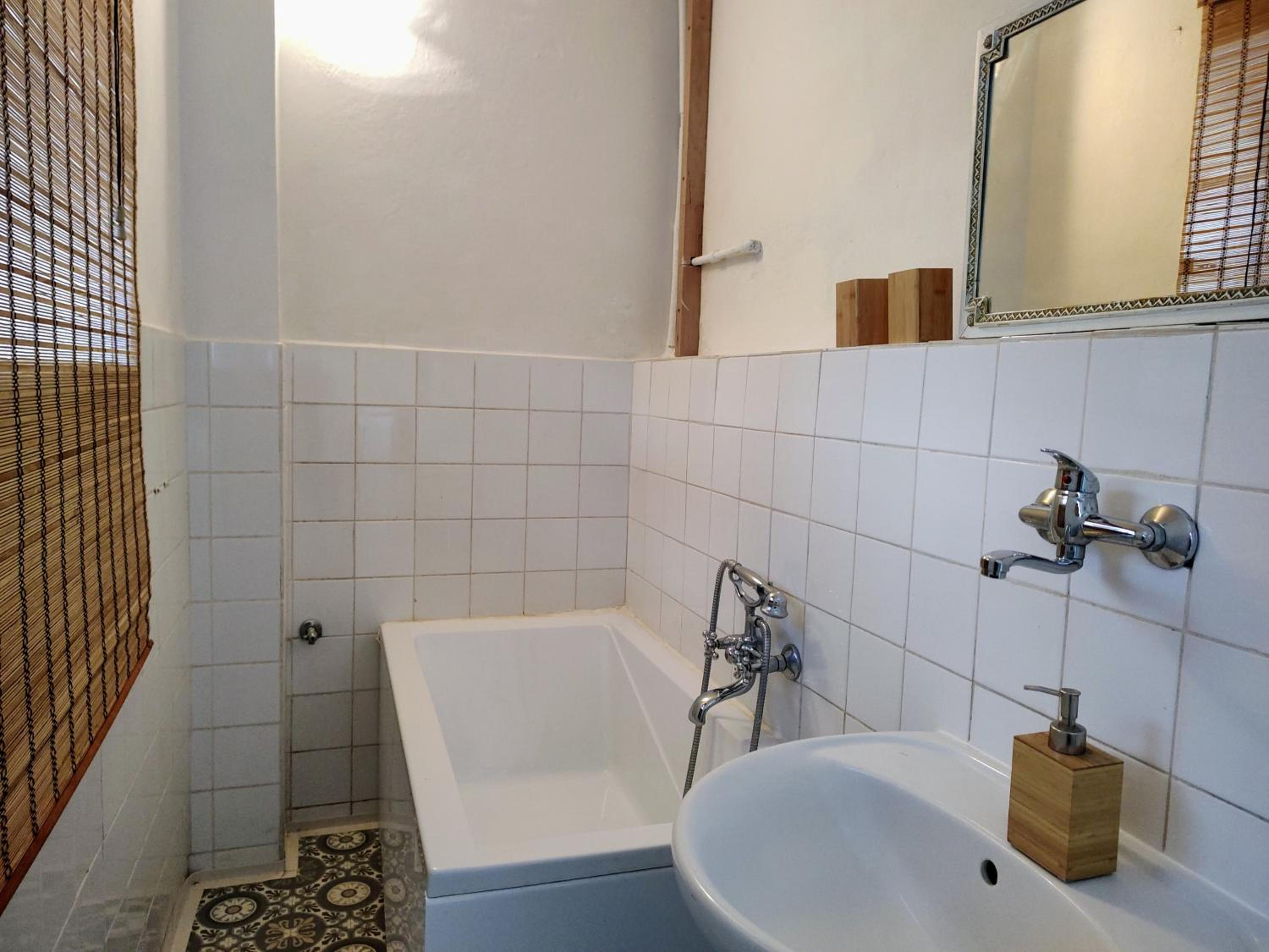 Comfort Triple Room - Photo 25