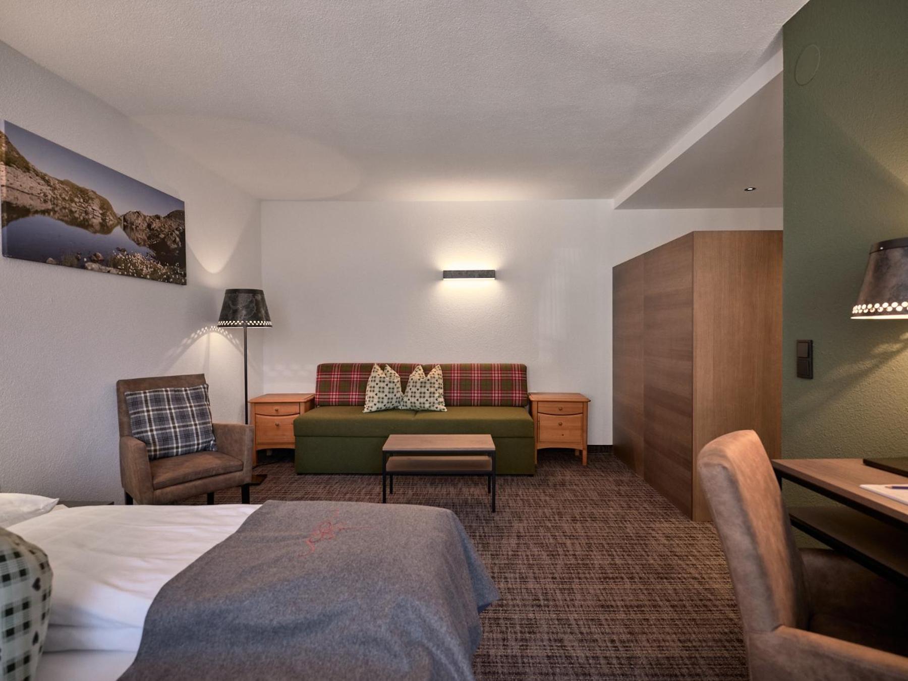 Junior Suite with Mountain View - Photo 1