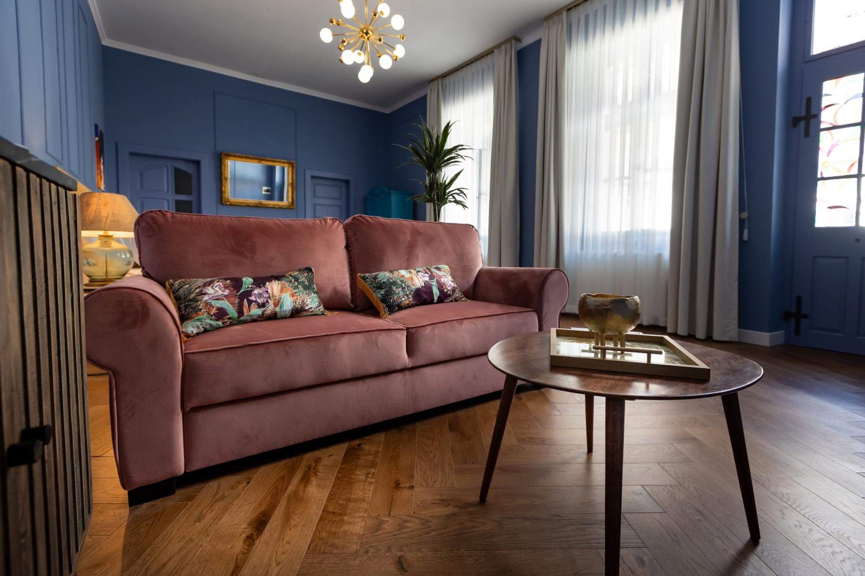 Studio with Sofa Bed - Photo 5