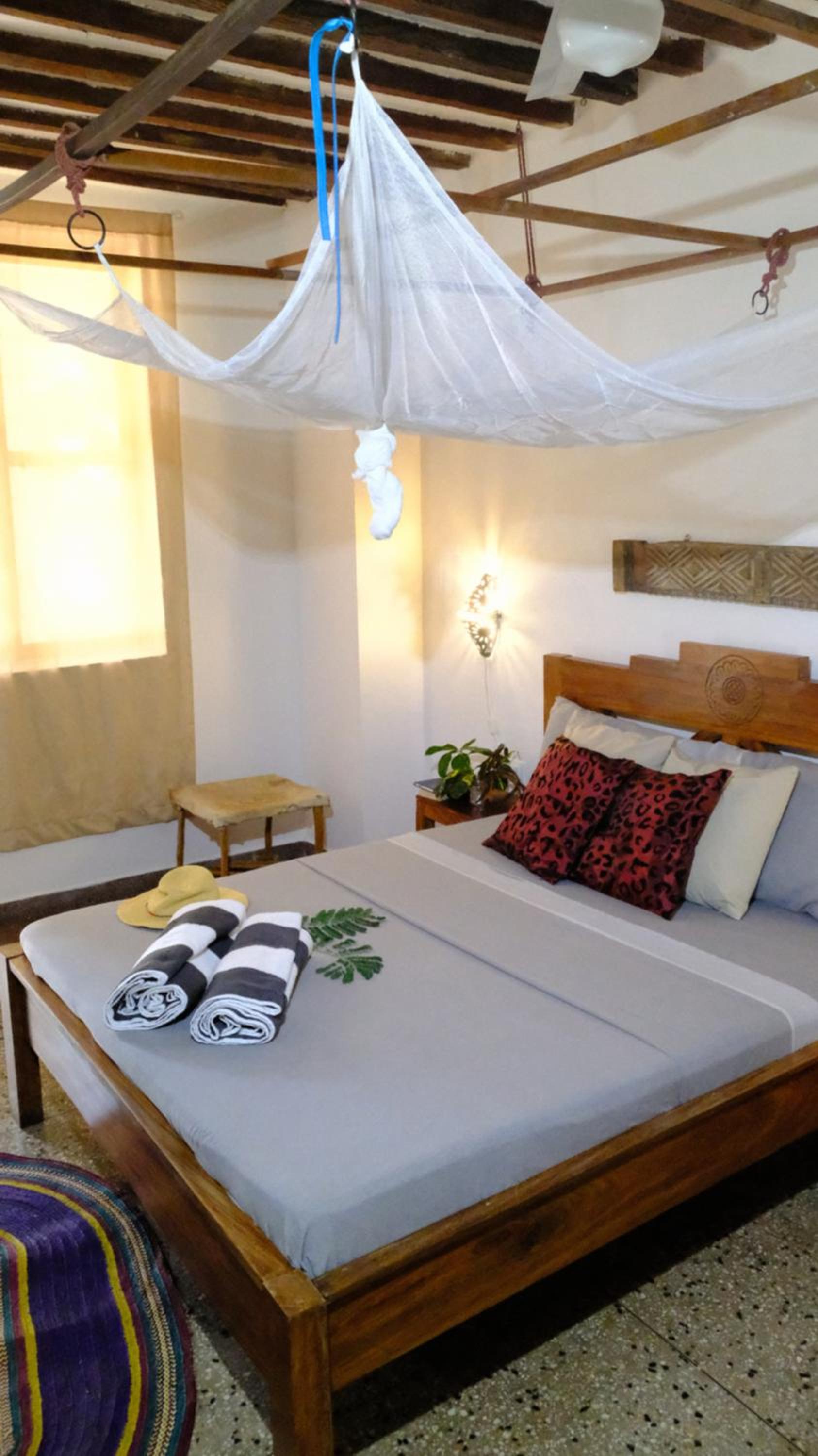 Economy Triple Room with Garden View