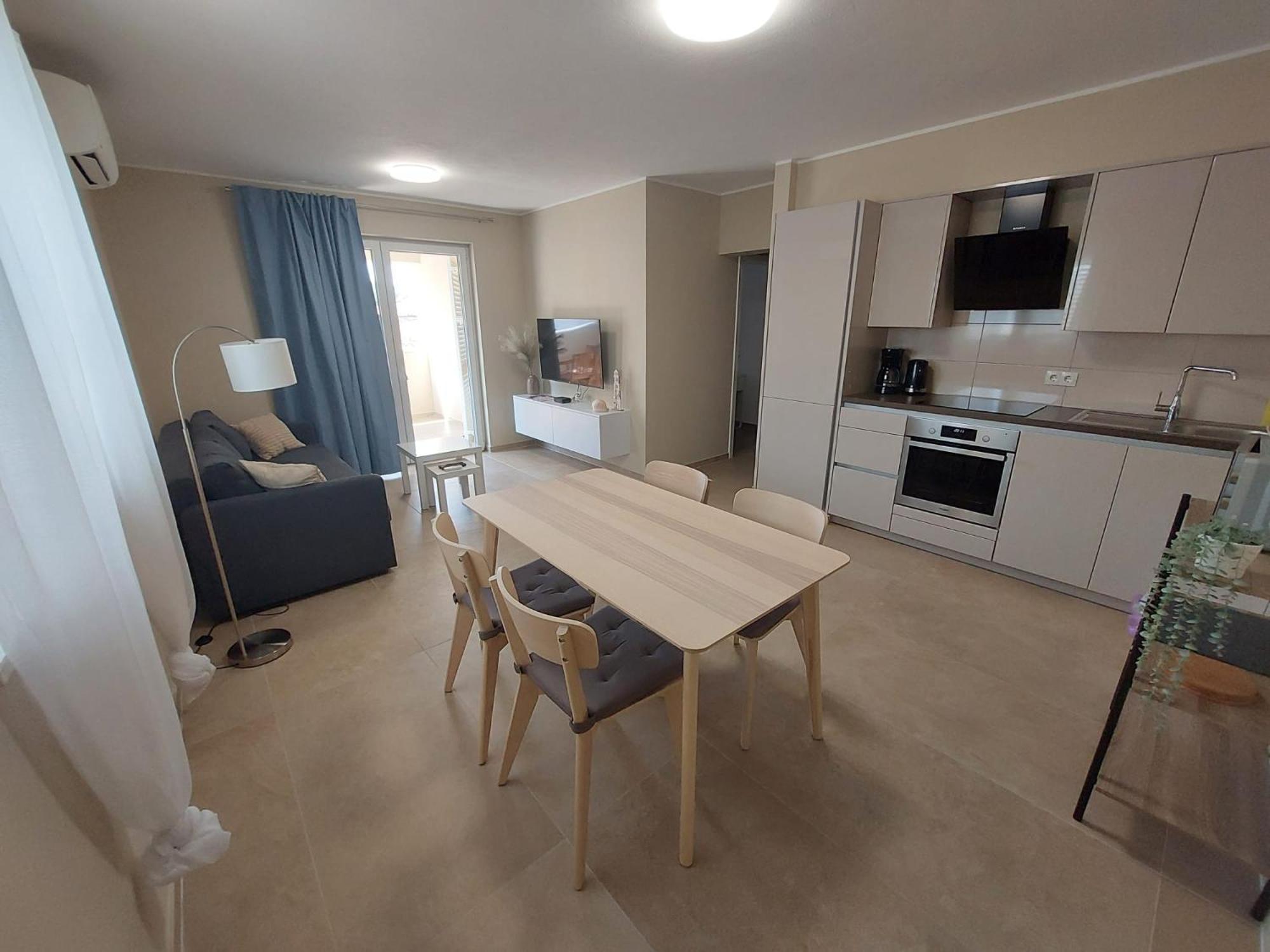 Apartment photo 3