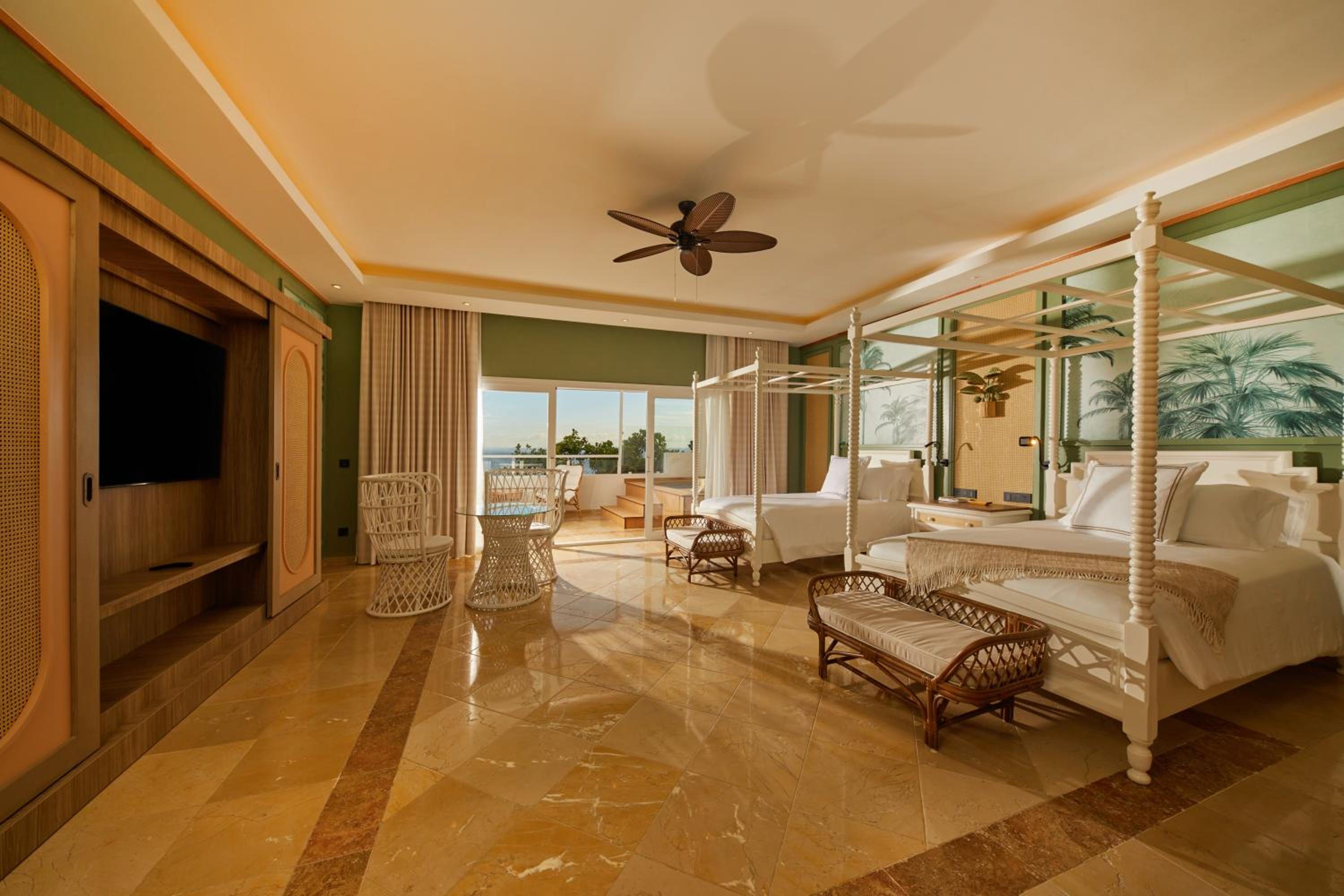 Junior Suite Sea View with Plunge Pool (2 Adults)