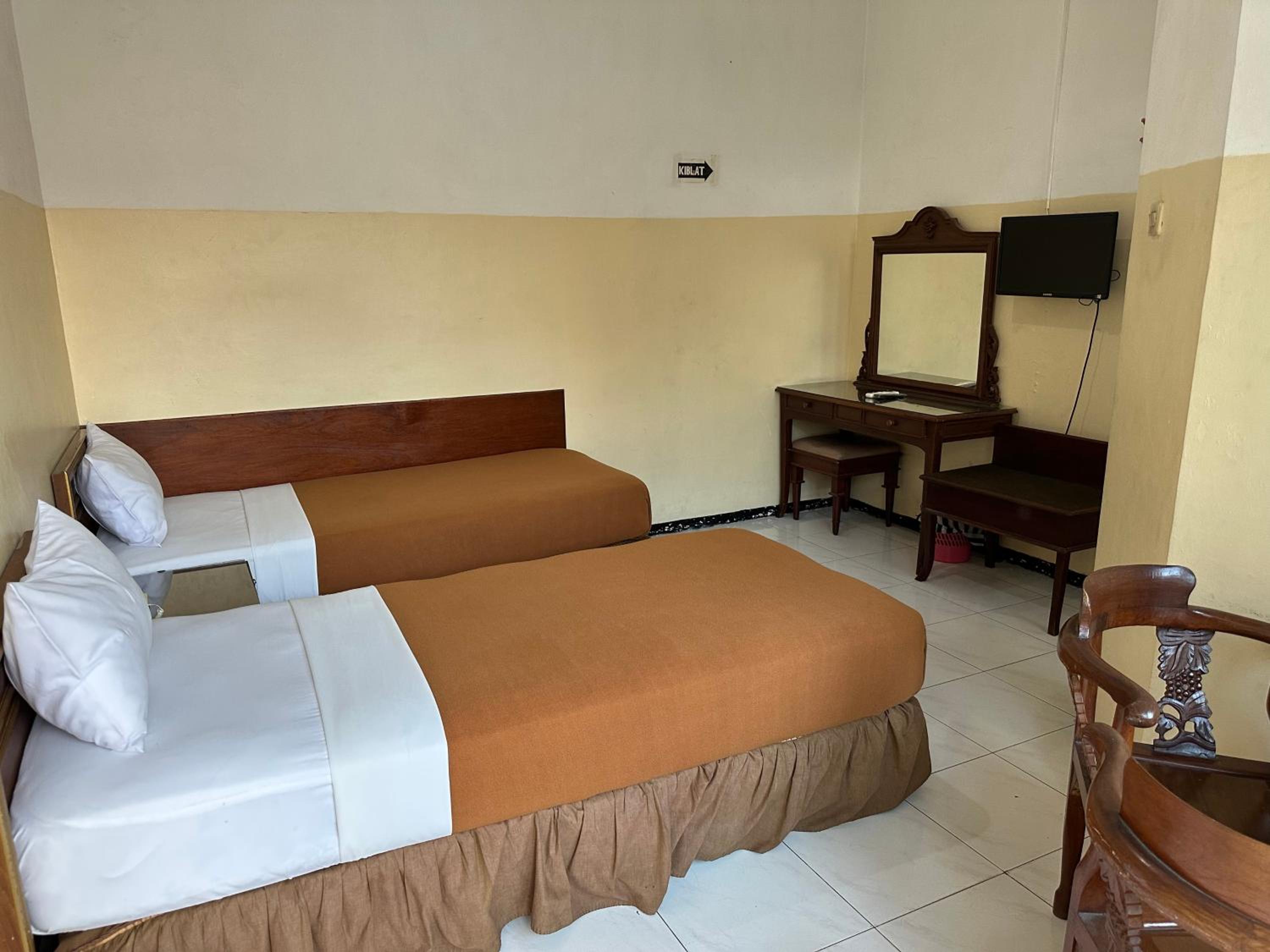 Superior Single Room