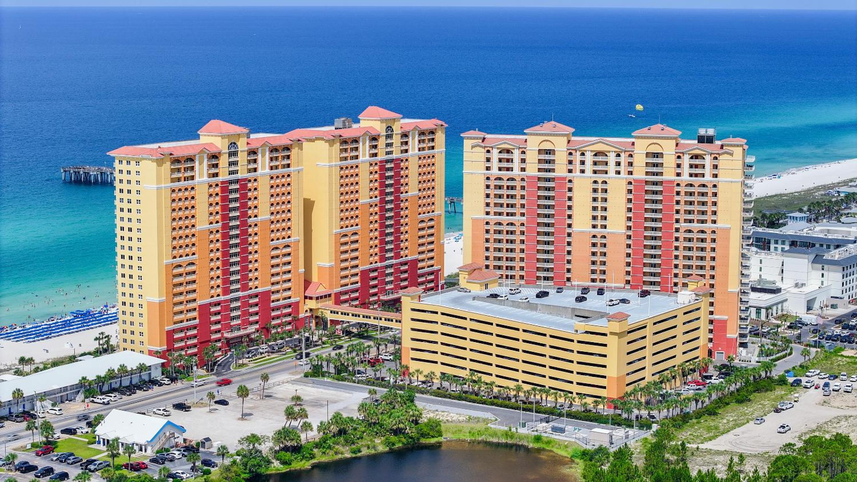 Three-Bedroom Apartment with Ocean View