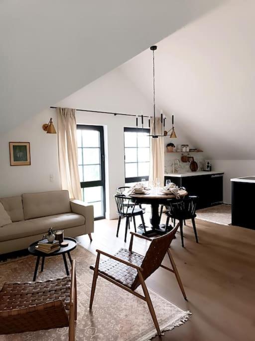 Apartment photo 1