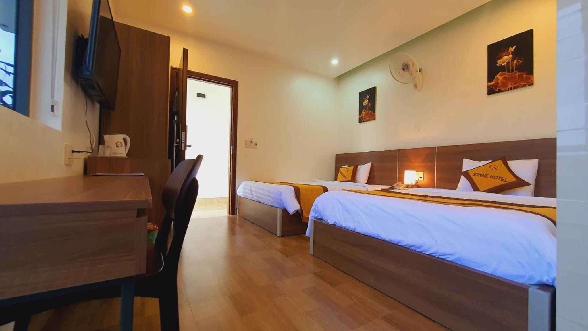 Double or Twin Room photo 3