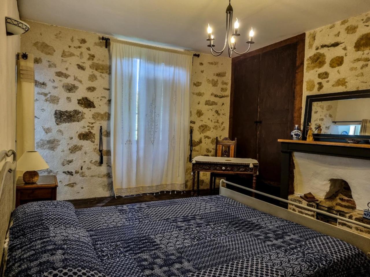 King Room with Garden View - Photo 2