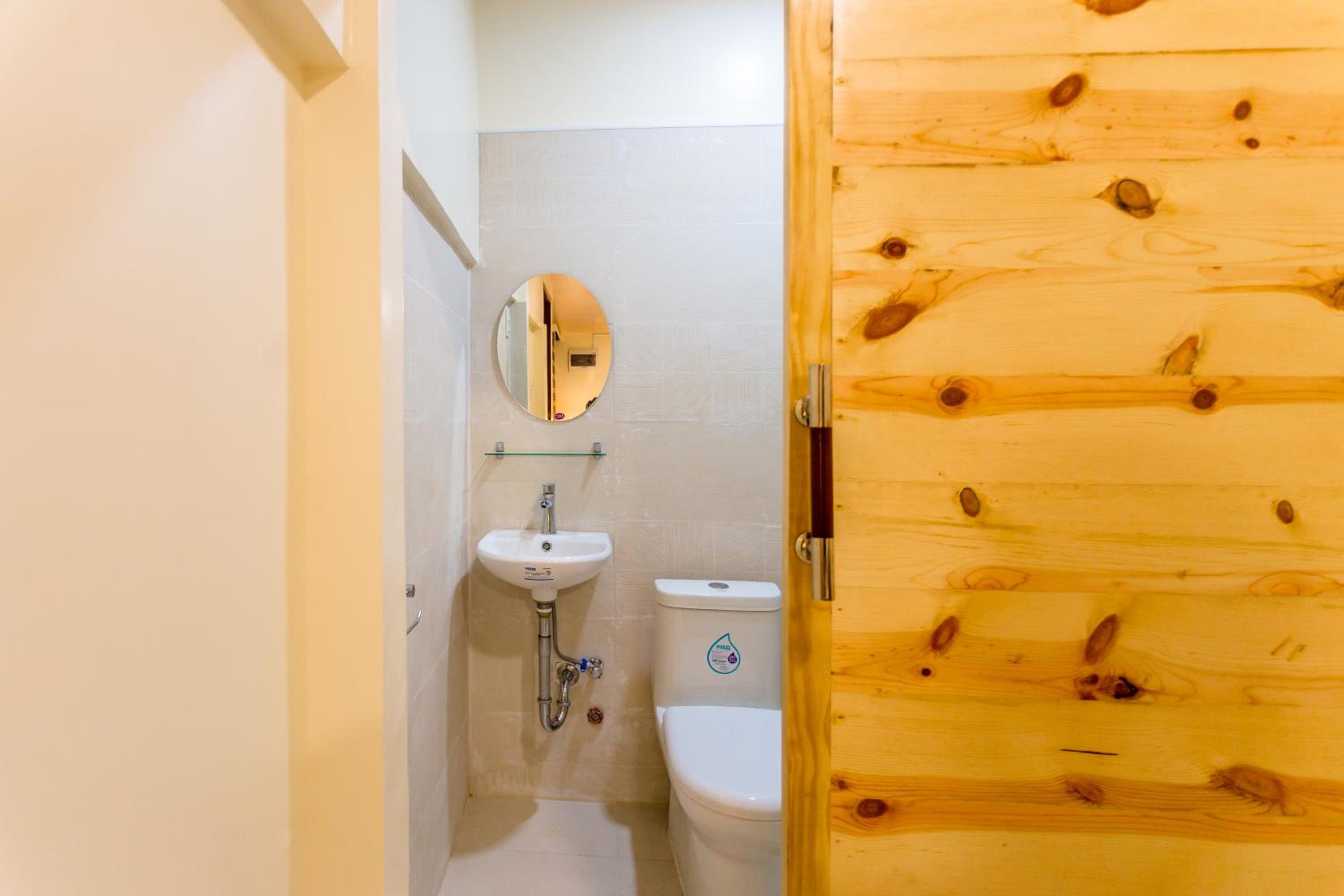 Standard Double Room - Photo 5