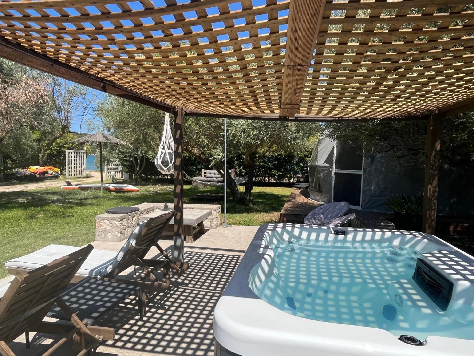 Tent - Photo 22
