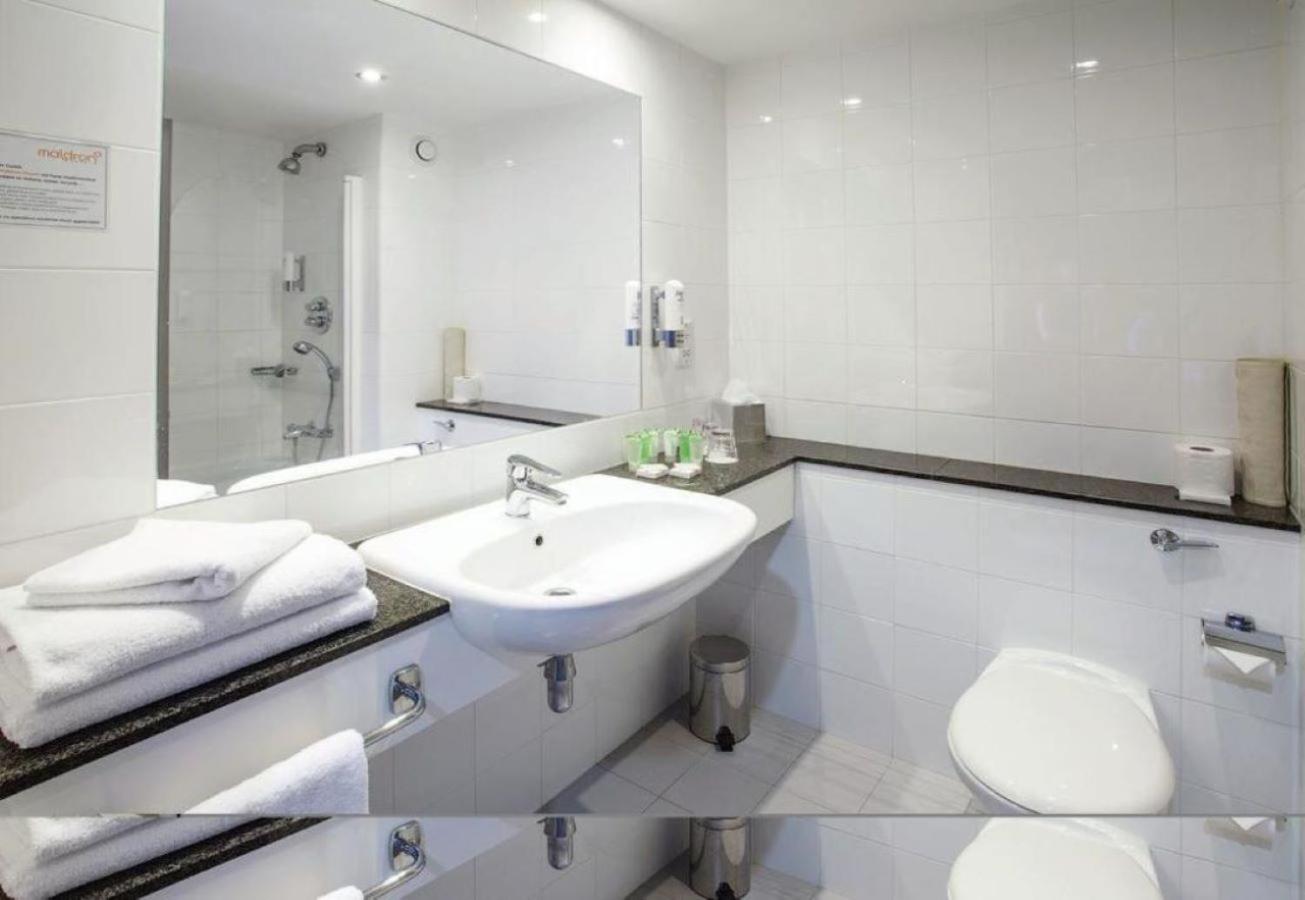 Double Room - Photo 4