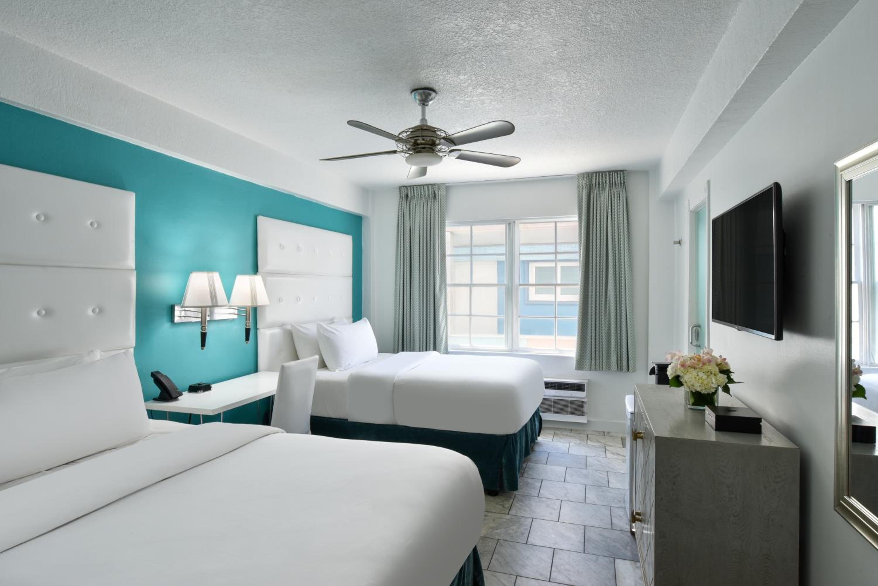 Deluxe Double Room with Two Double Beds