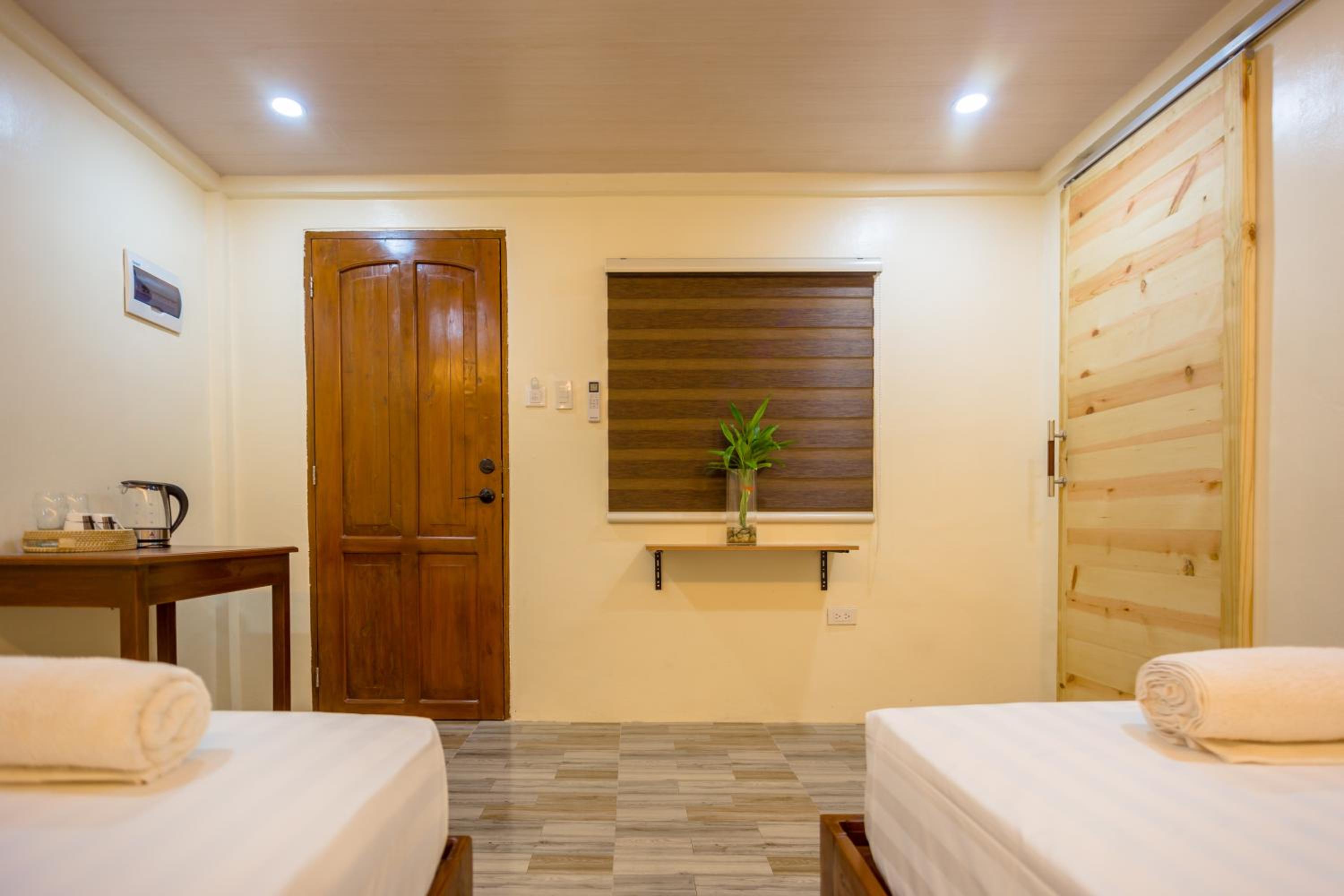 Deluxe Triple Room - Photo 5