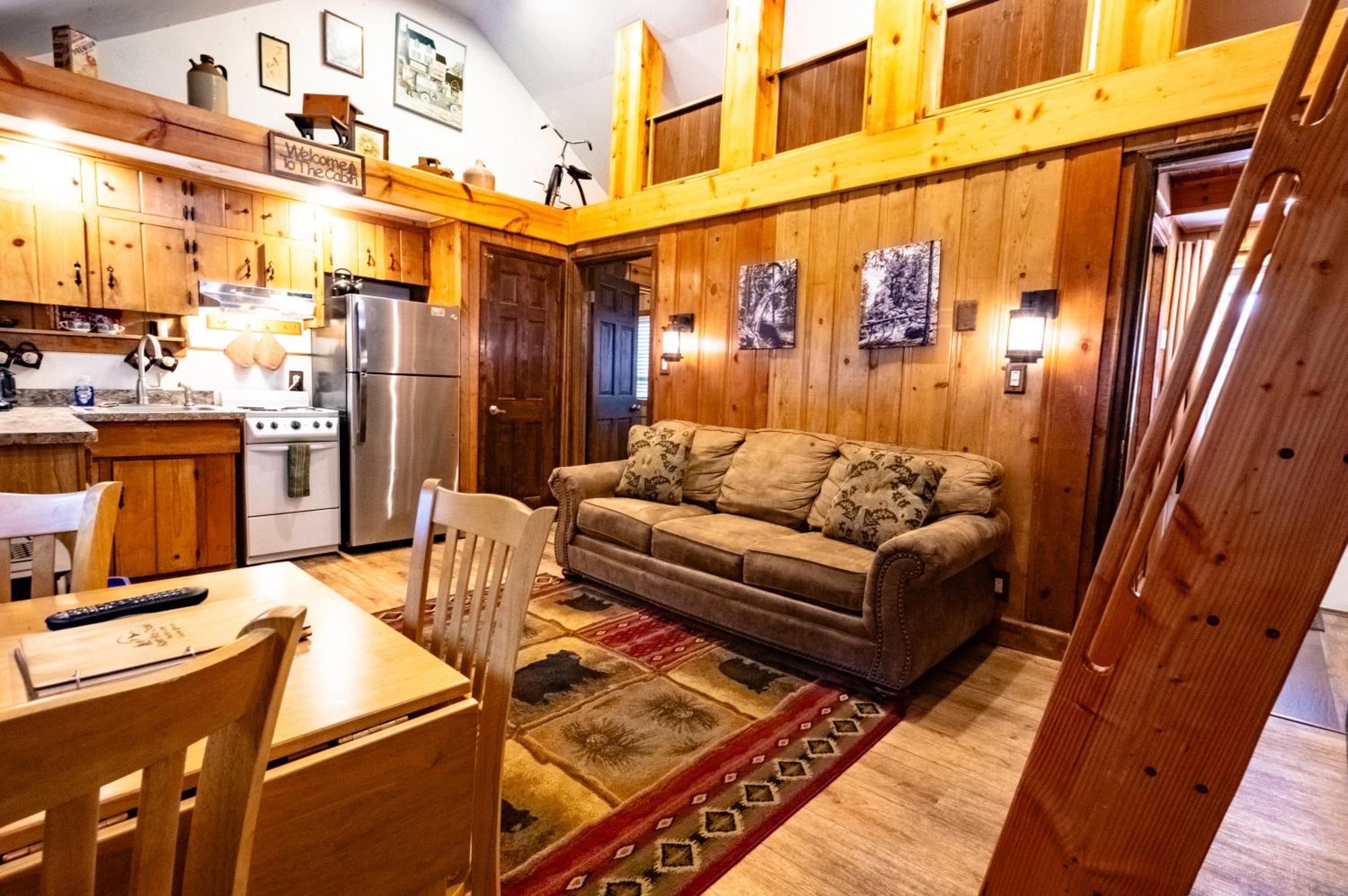 Two-Bedroom Cottage - Pet Friendly
