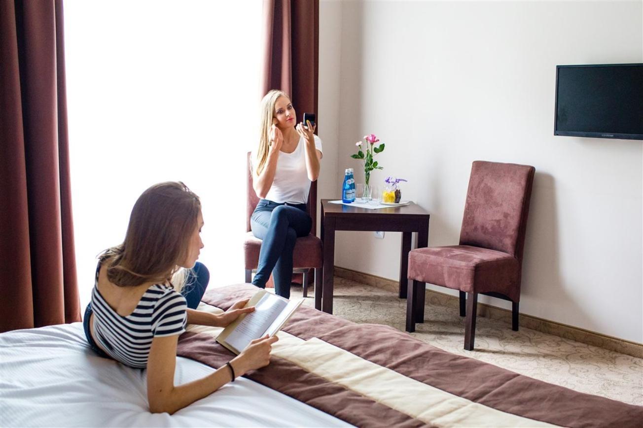 Deluxe Double or Twin Room with Balcony photo 3