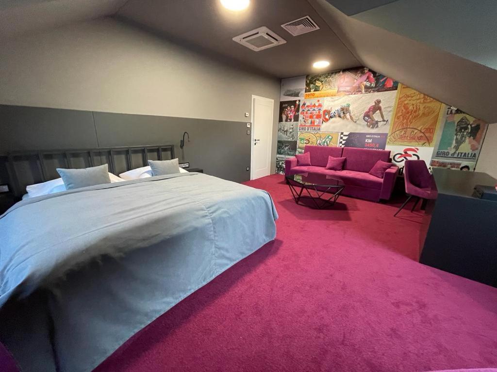 Superior Double Room - Giro