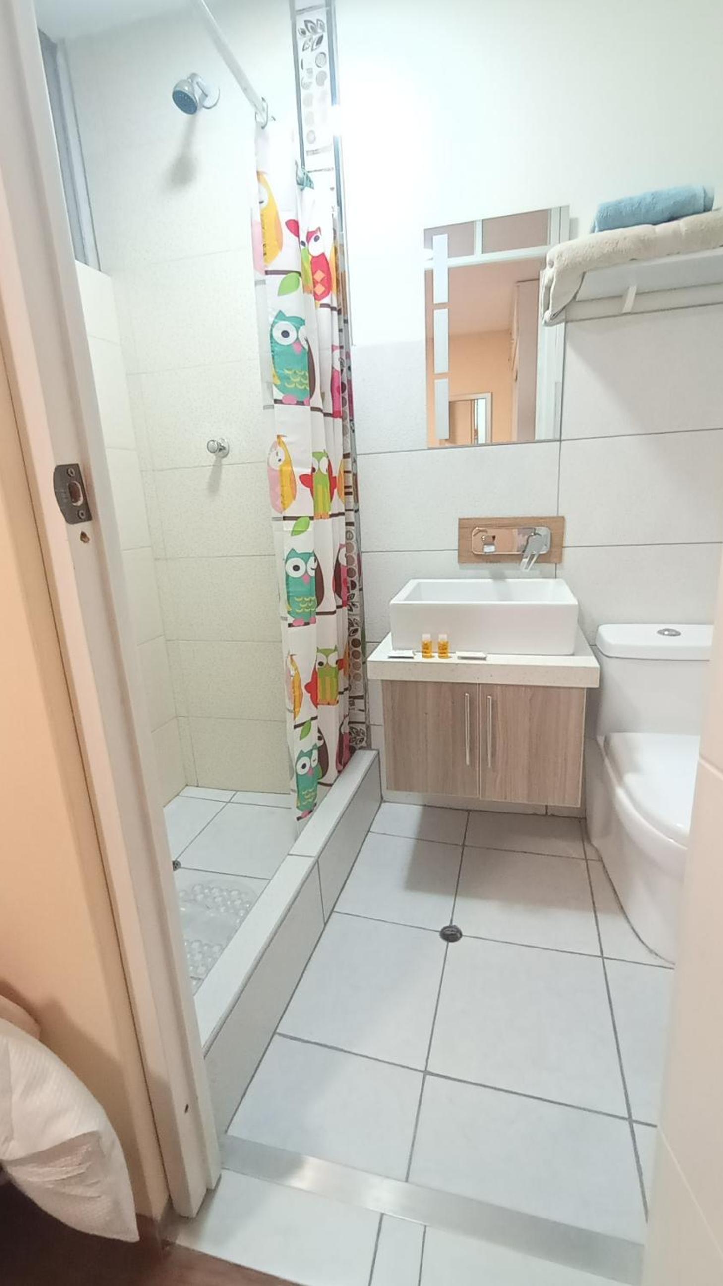 Budget Twin Room photo 3